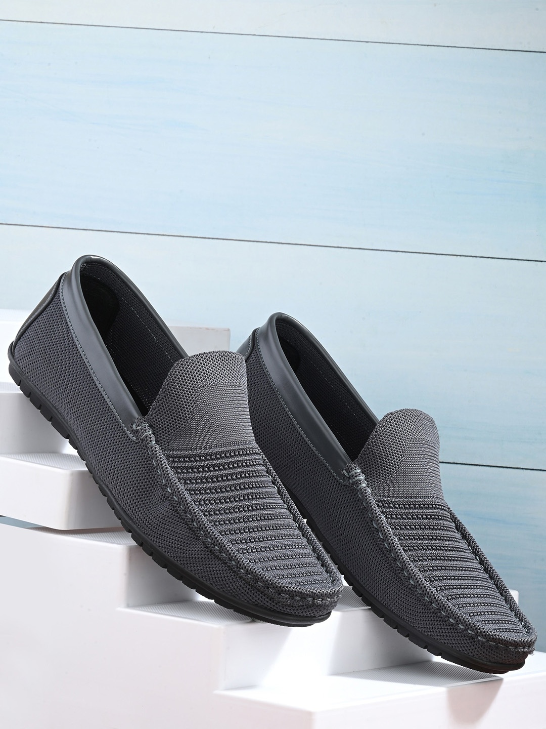 

Mast & Harbour Men Woven Design Lightweight Loafers, Grey