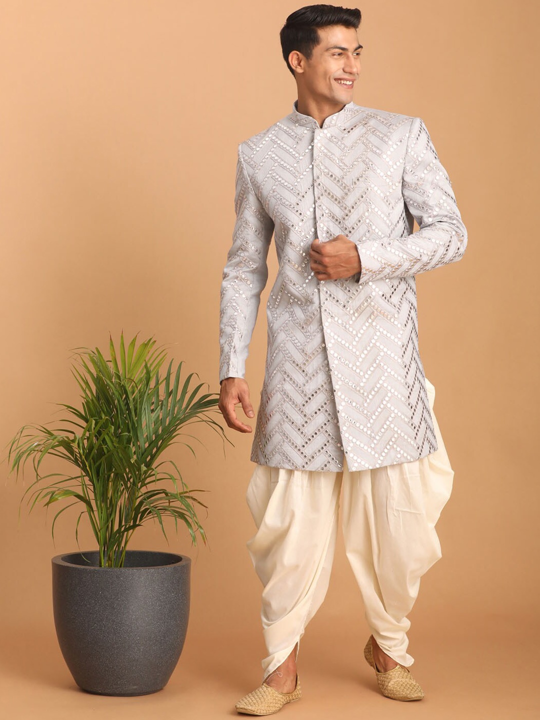 

VASTRAMAY Embroidered With Mirror Indo-Western Slim Fit Sherwani Set, Blue