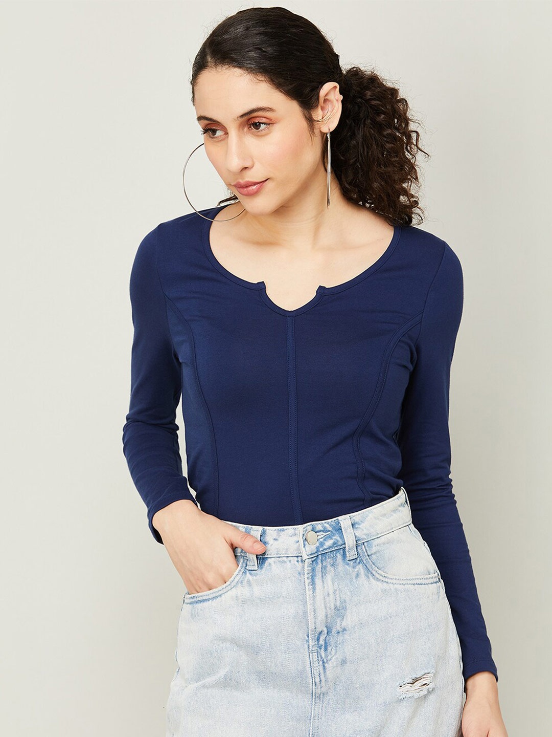 

Ginger by Lifestyle Round Neck Long Sleeves Crop Top, Navy blue
