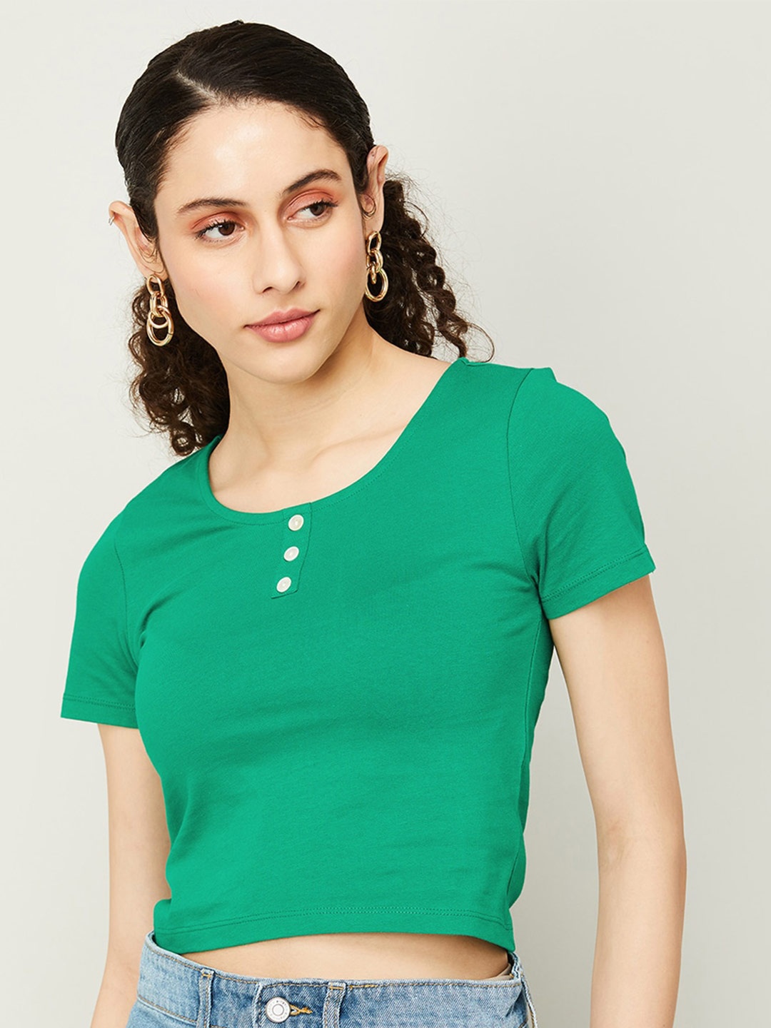 

Ginger by Lifestyle Round Neck Crop Top, Green