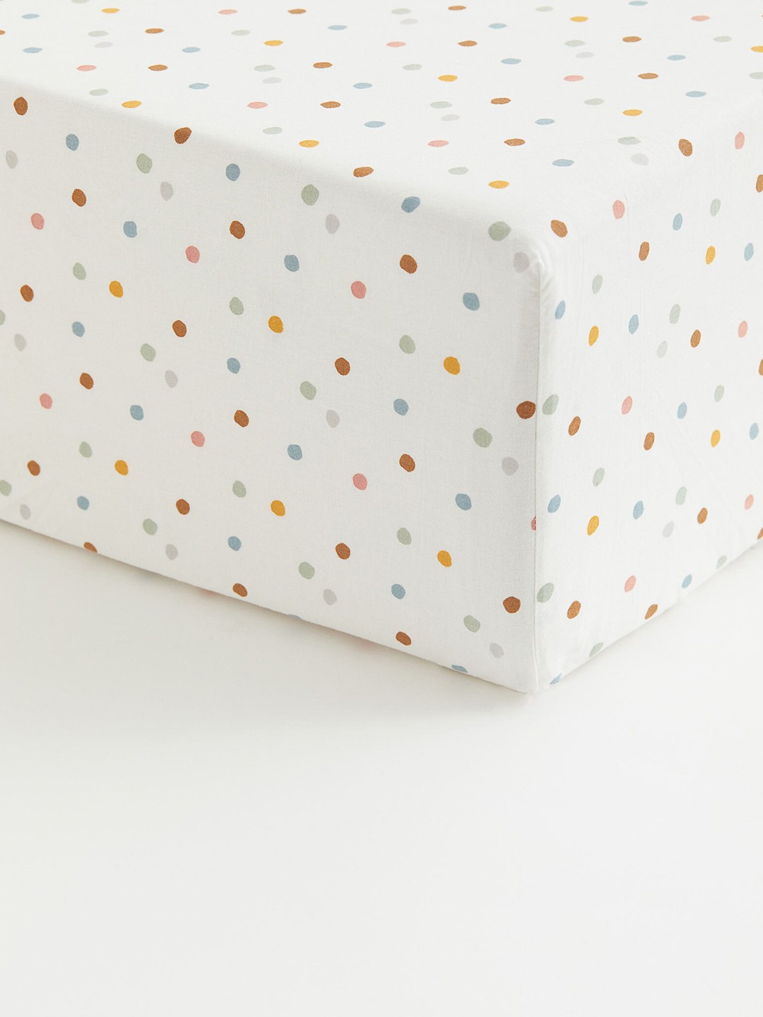 

H&M Patterned Pure-Cotton Fitted Sheet, White