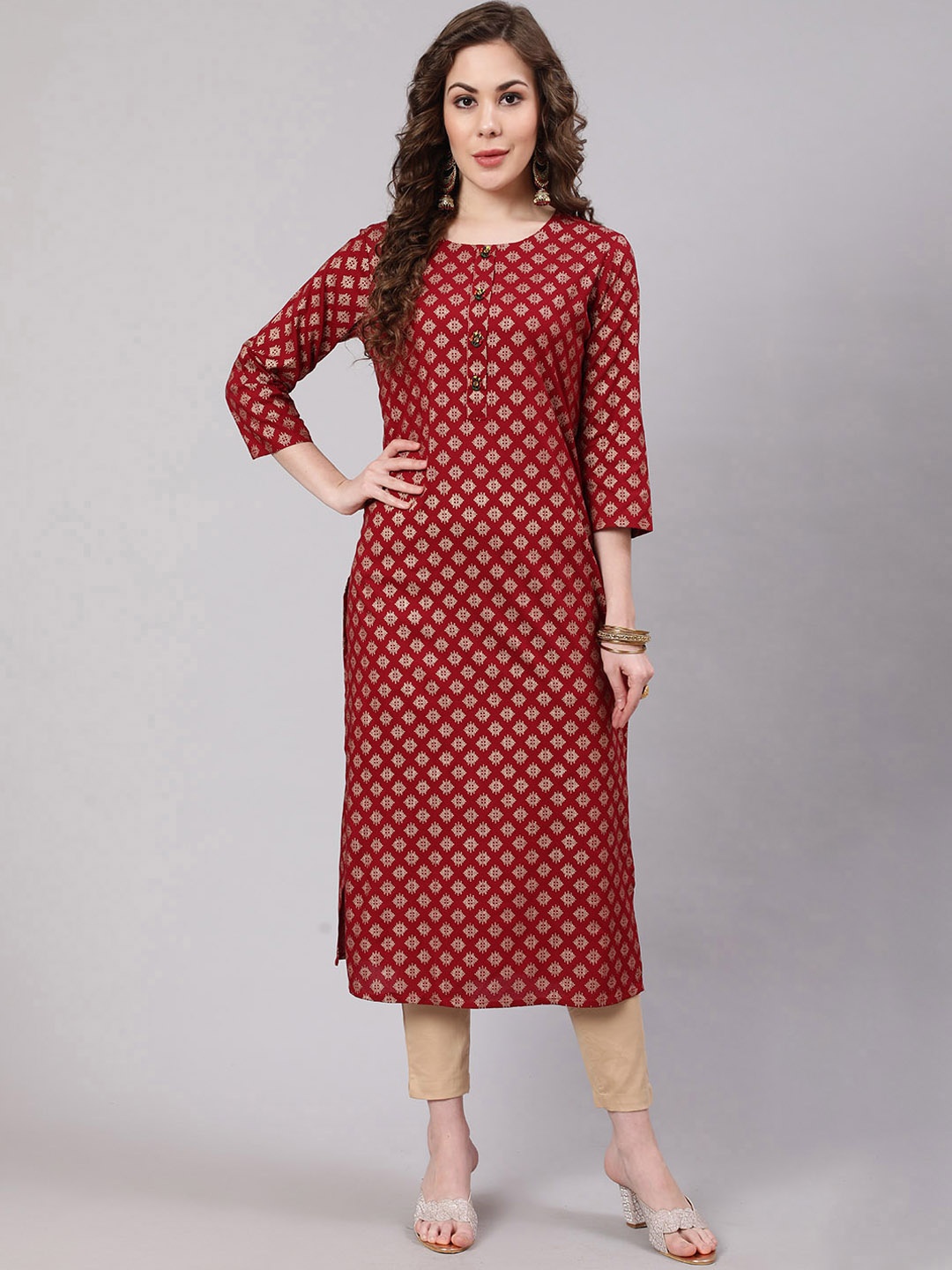 

Pankvi Ethnic Motif Printed Foil Print Straight Kurta, Maroon