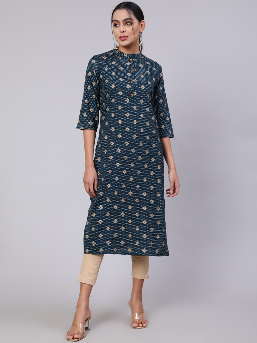 

Pankvi Mandarin Collar Ethnic Motifs Foil Printed Sequined Straight Kurta, Teal