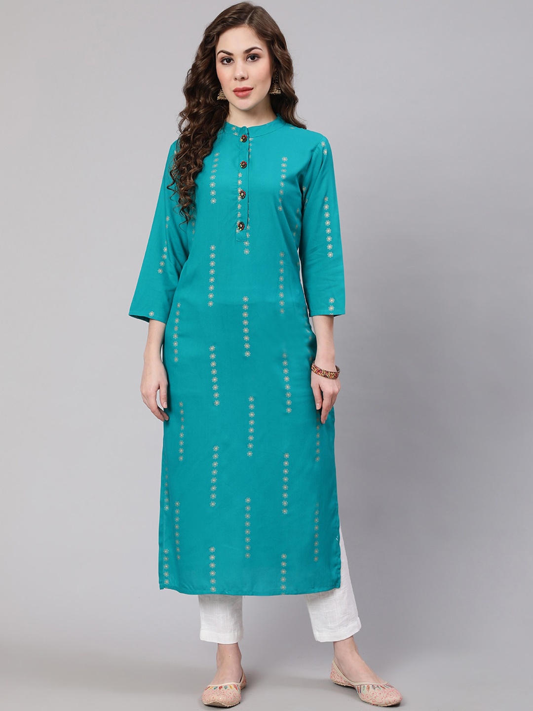 

Pankvi Floral Foil Printed Mandarin Collar Straight Regular Kurta, Turquoise blue