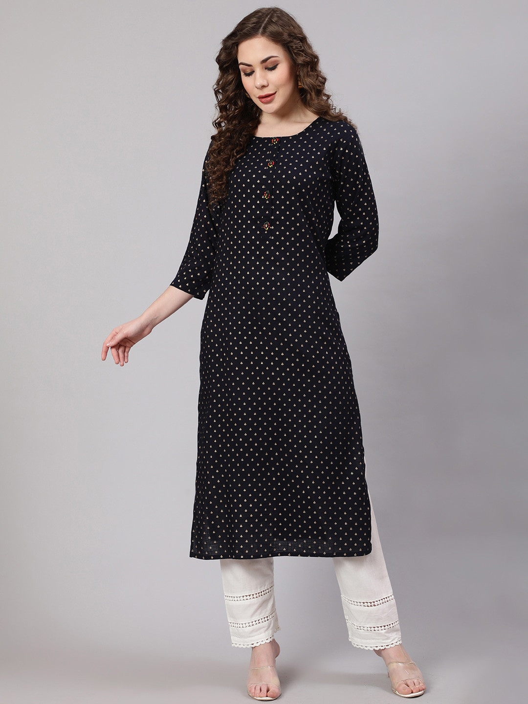 

Pankvi Ethnic Motifs Printed Round Neck Straight Kurta, Navy blue