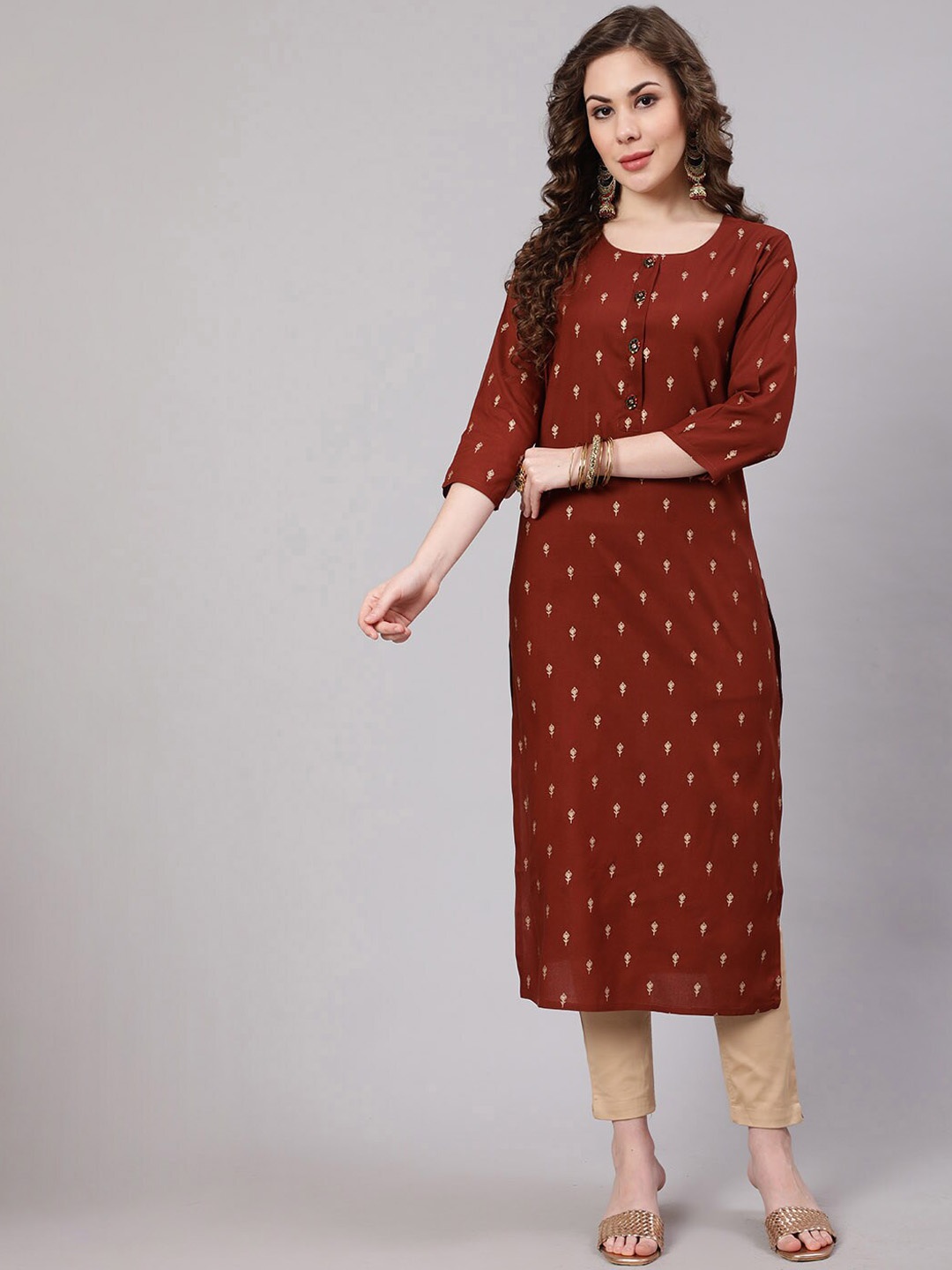 

Pankvi Ethnic Motif Printed Foil Print Straight Kurta, Brown