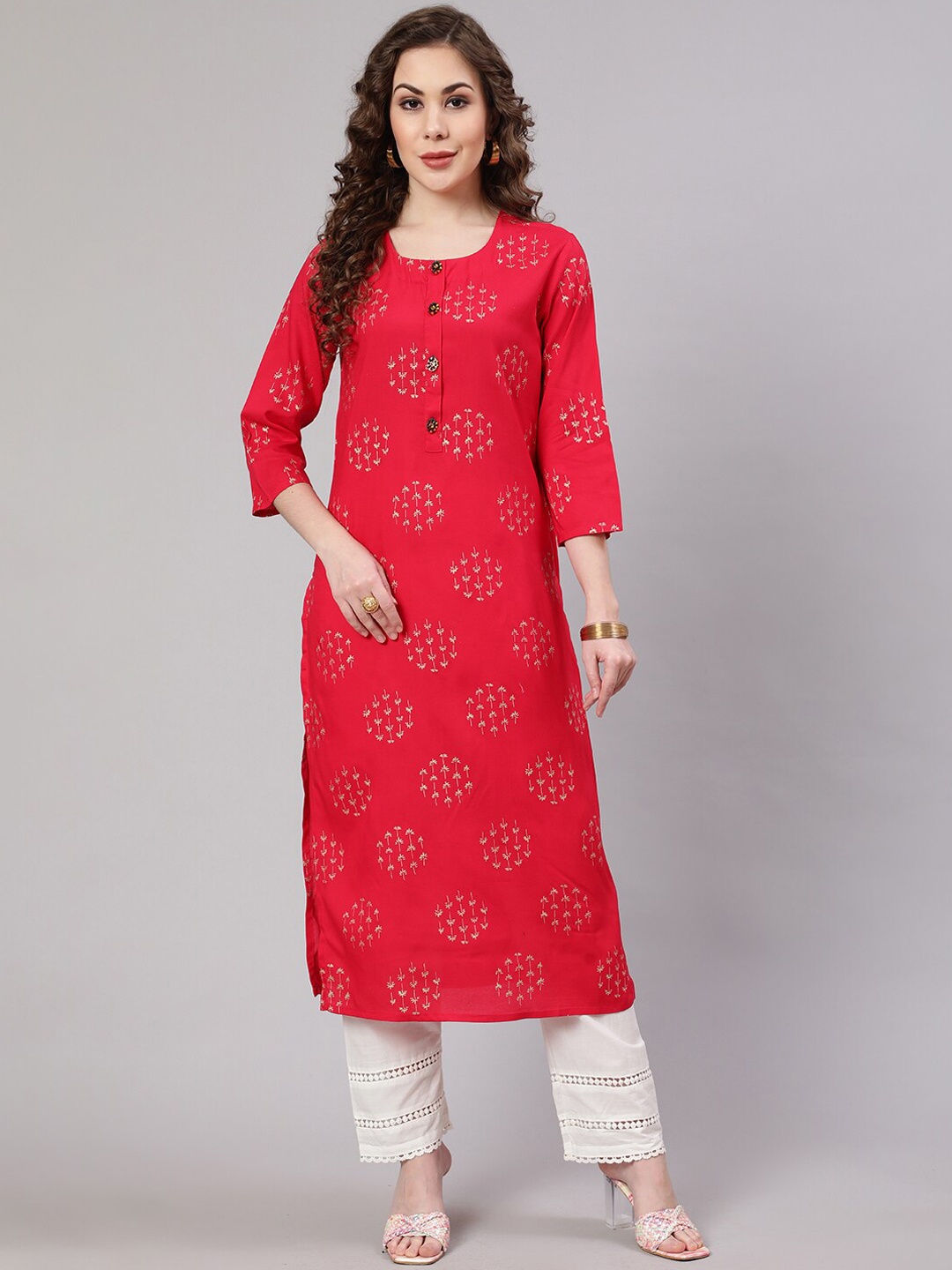 

Pankvi Ethnic Motifs Foil Printed Straight Regular Kurta, Pink