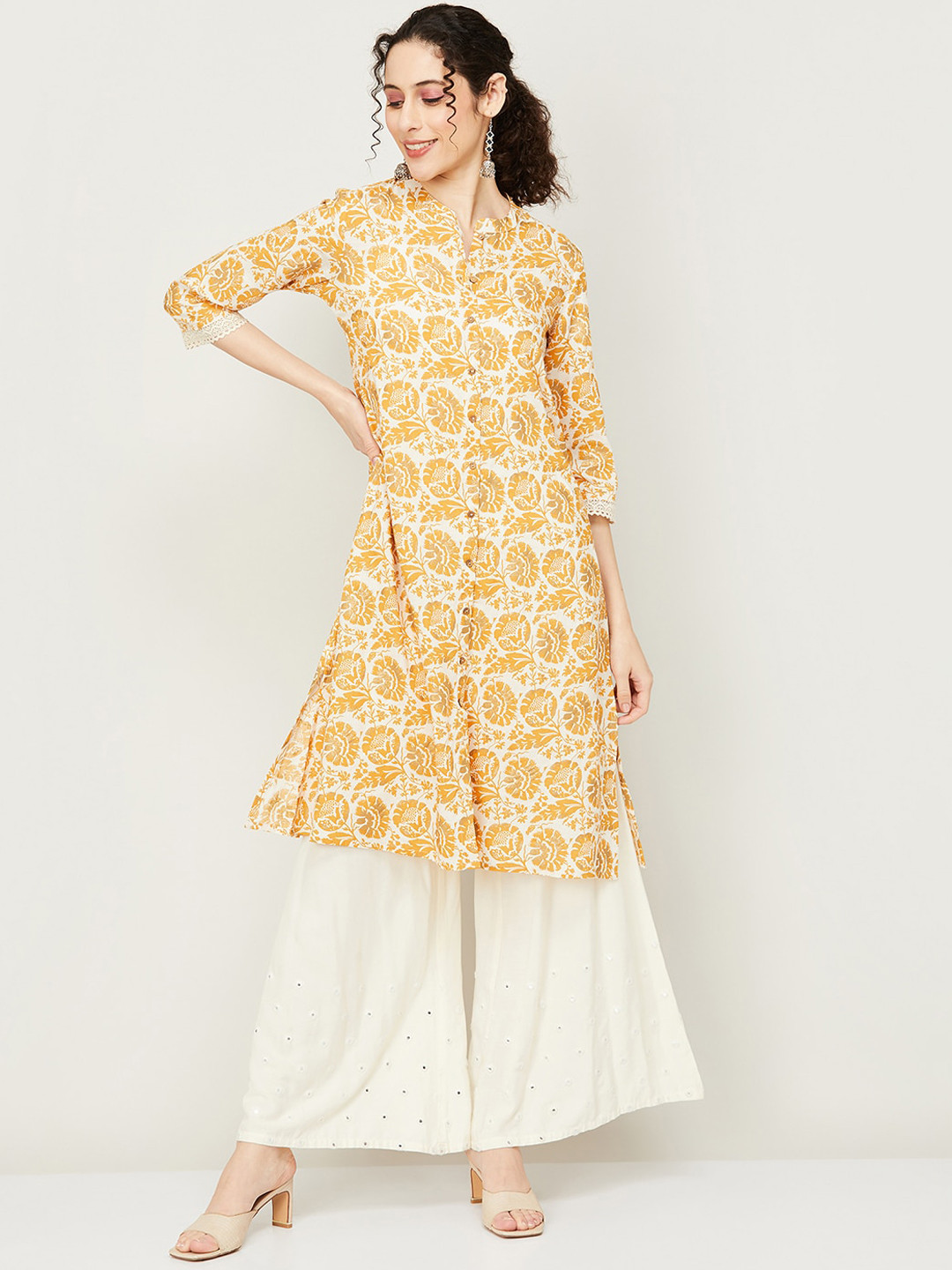 

Melange by Lifestyle V-Neck Ethnic Motifs Printed Straight Kurta, Mustard
