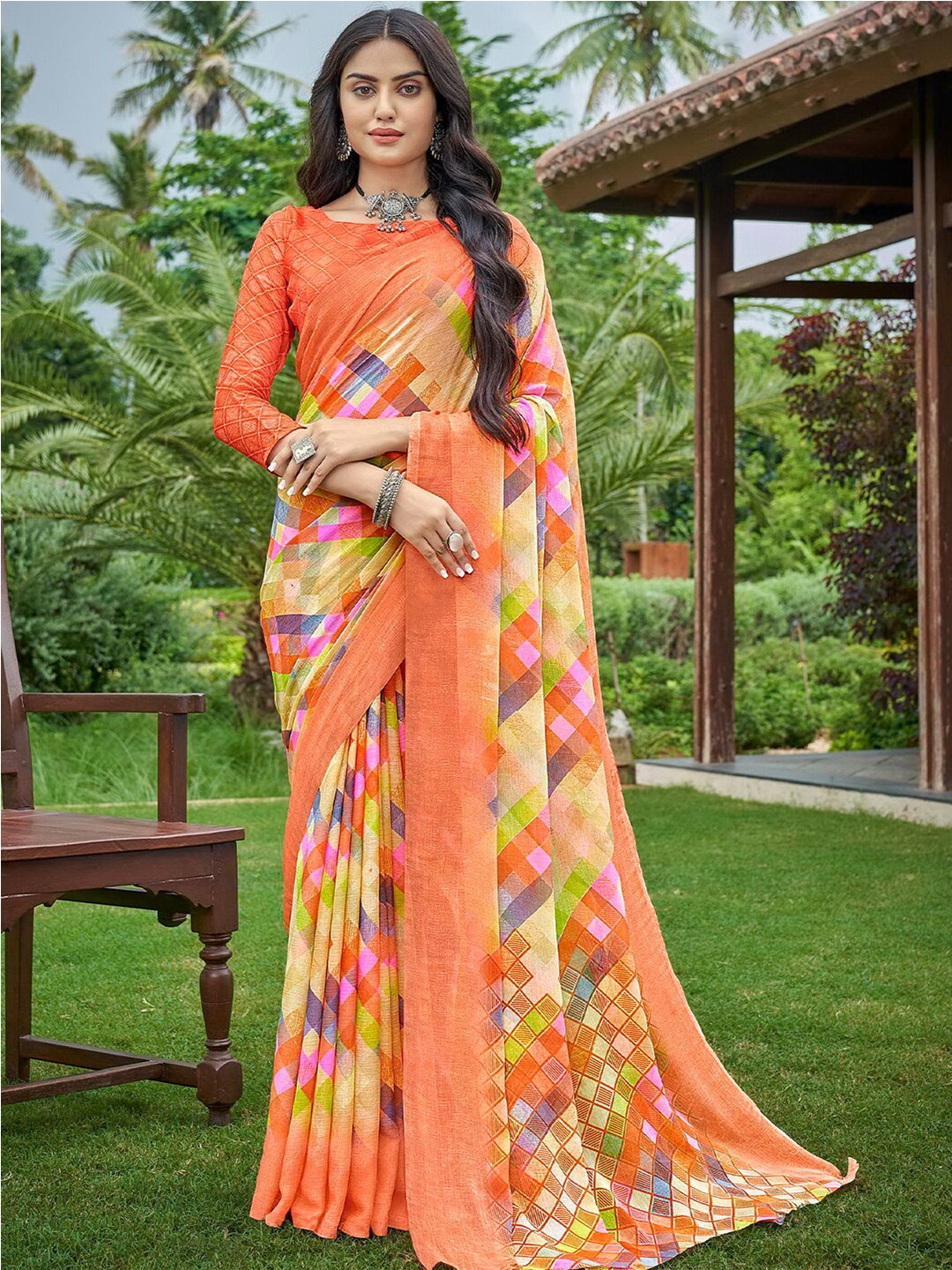 

Kasak Geometric Printed Poly Chiffon Block Print Saree, Orange