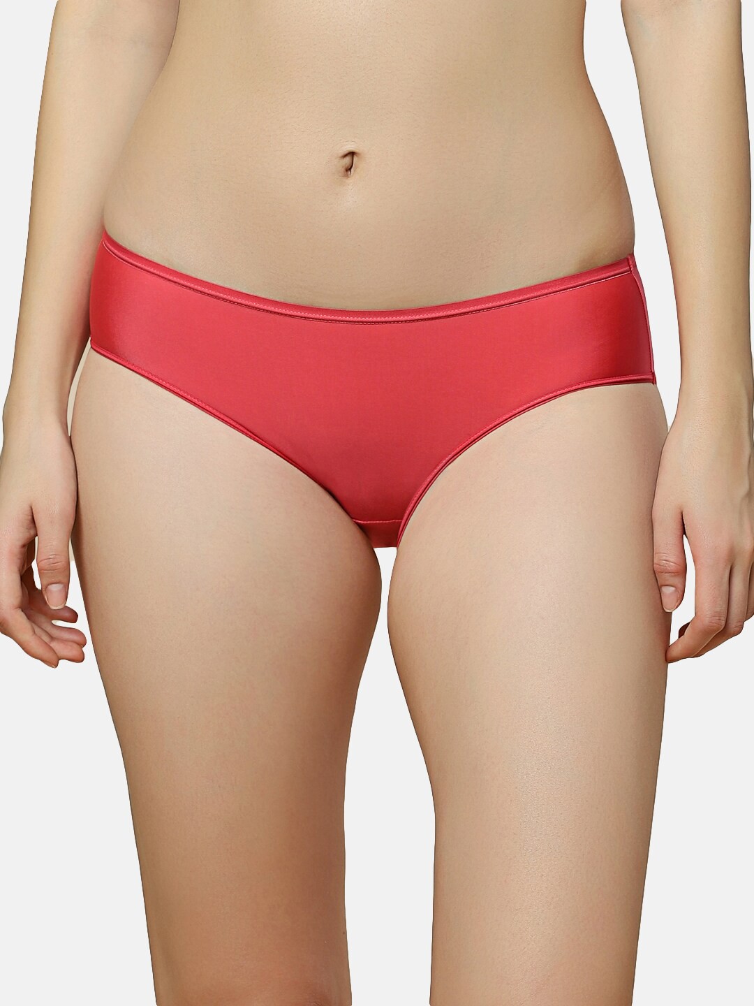 

Triumph Women Seamless Lycra Extra Fine Breathable Hipster Briefs, Red