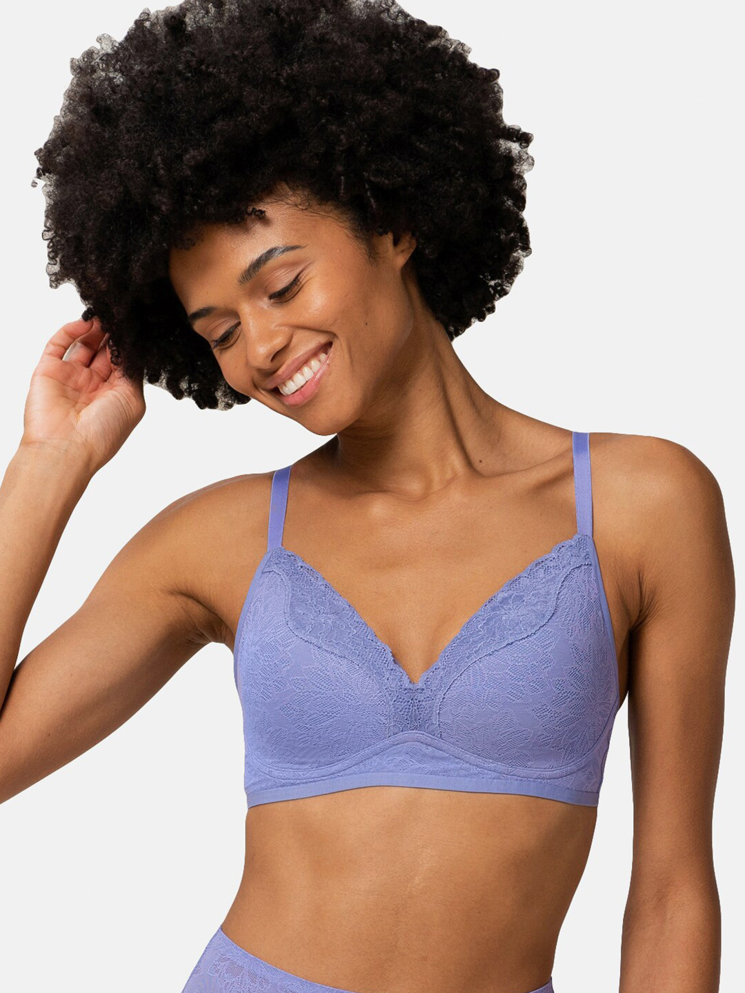 

Triumph Self Design Lightly Padded Ultrasmart 4D Technology Fit All Day Comfort Plunge Bra, Purple