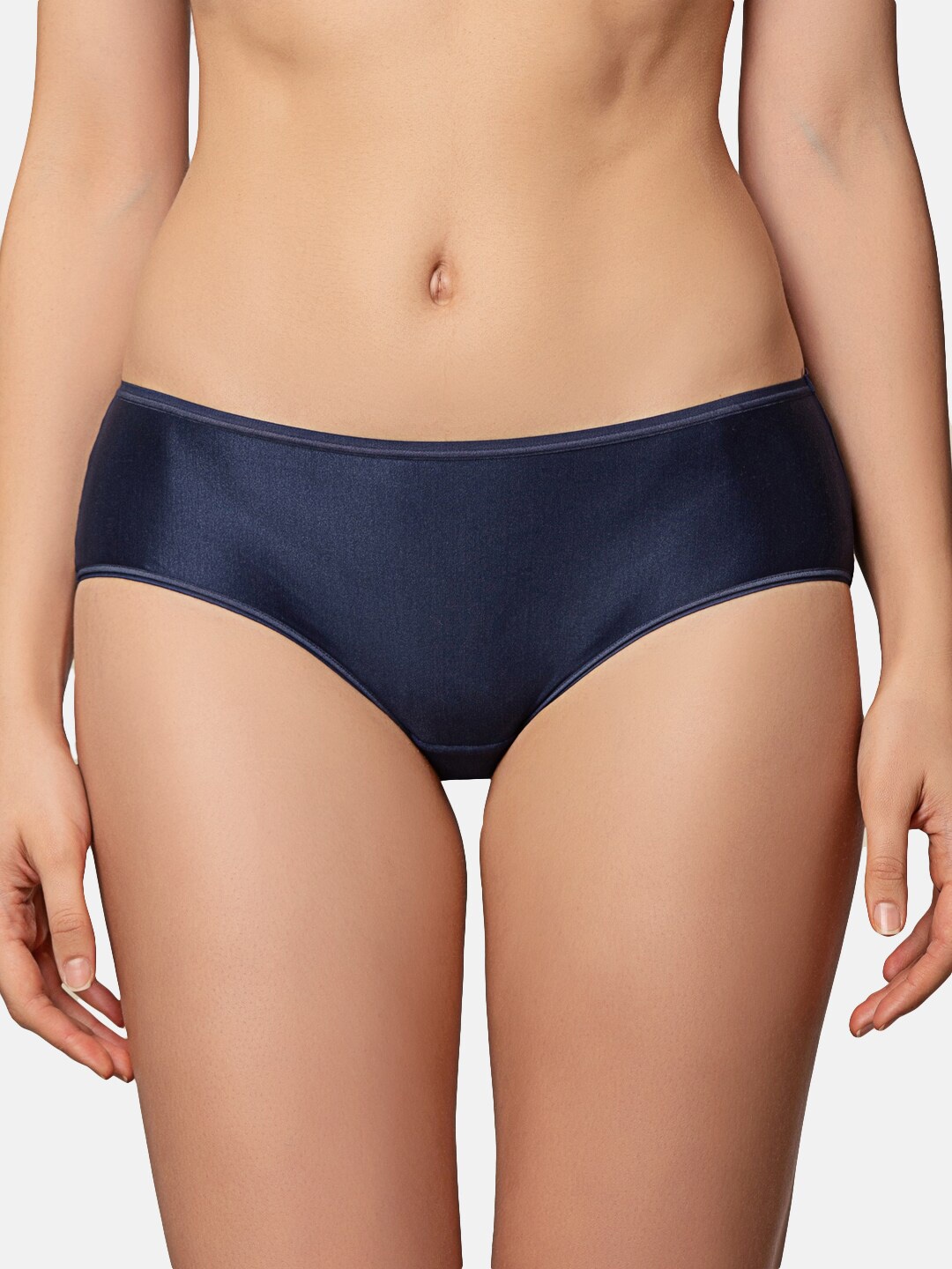 

Triumph Soft Touch Bandeau Seamless Mid-Rise Hipster Brief, Navy blue