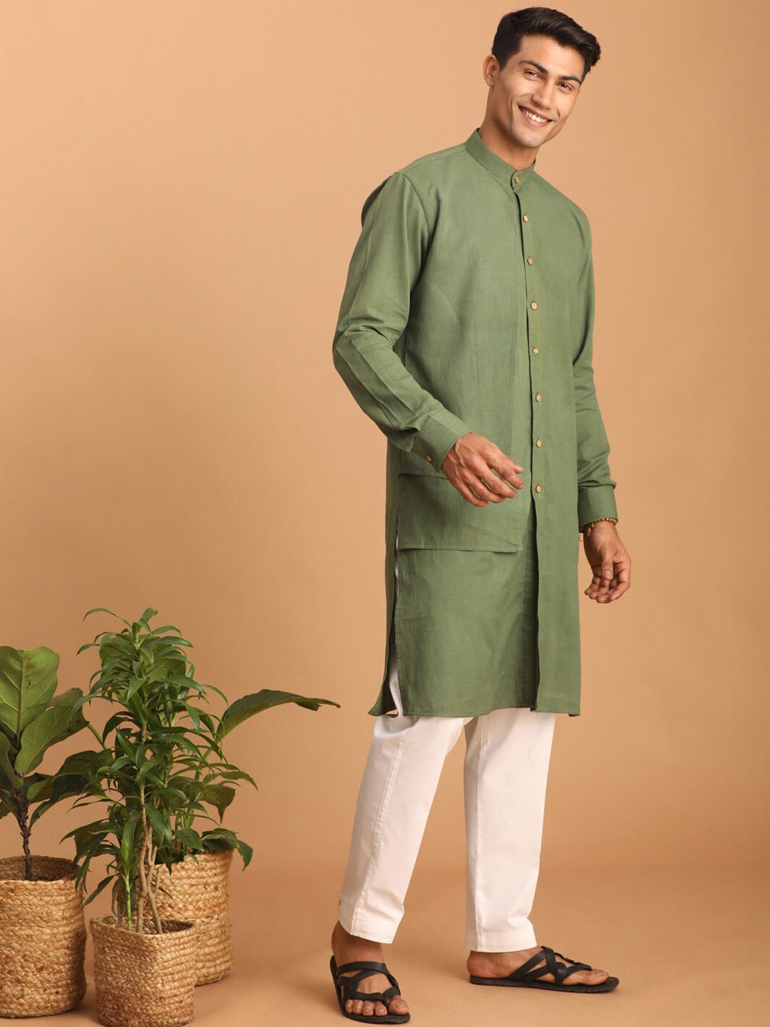 

VASTRAMAY Layered Pure Cotton Kurta with Pyjamas, Olive