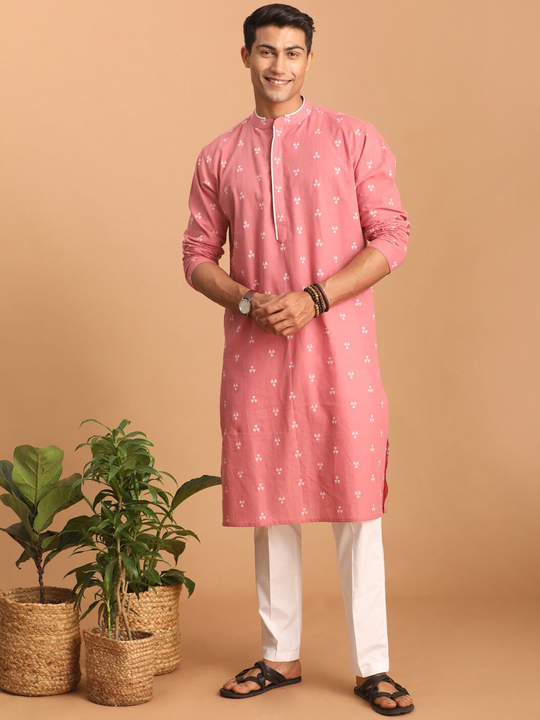 

VASTRAMAY Woven Design Pure Cotton Sustainable Kurta with Pyjamas, Pink