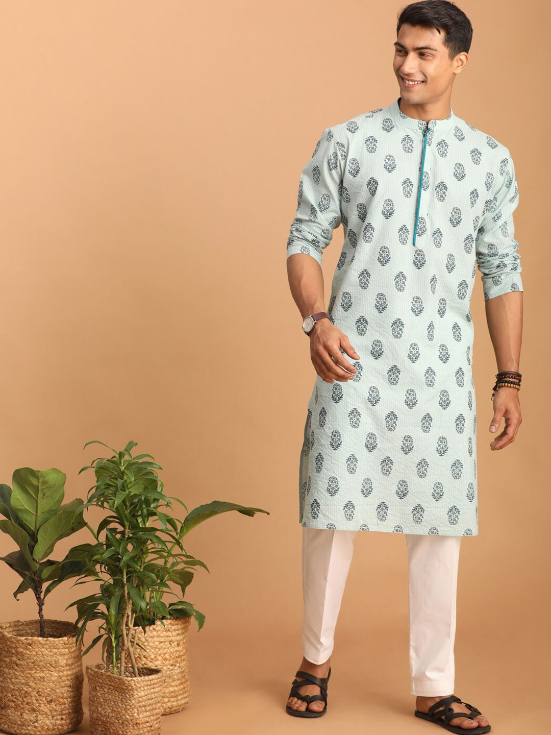 

VASTRAMAY Ethnic Motifs Printed Pure Cotton Sustainable Kurta with Pyjamas, Sea green