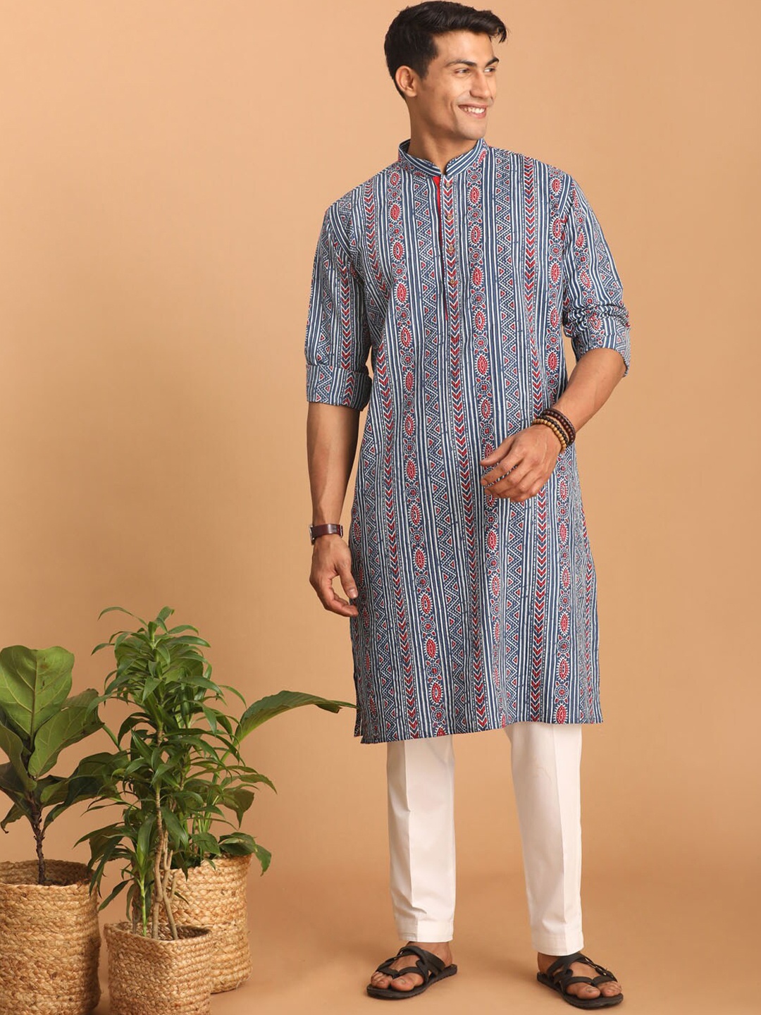 

VASTRAMAY Printed Regular Pure Cotton Sustainable Kurta with Pyjamas, Blue