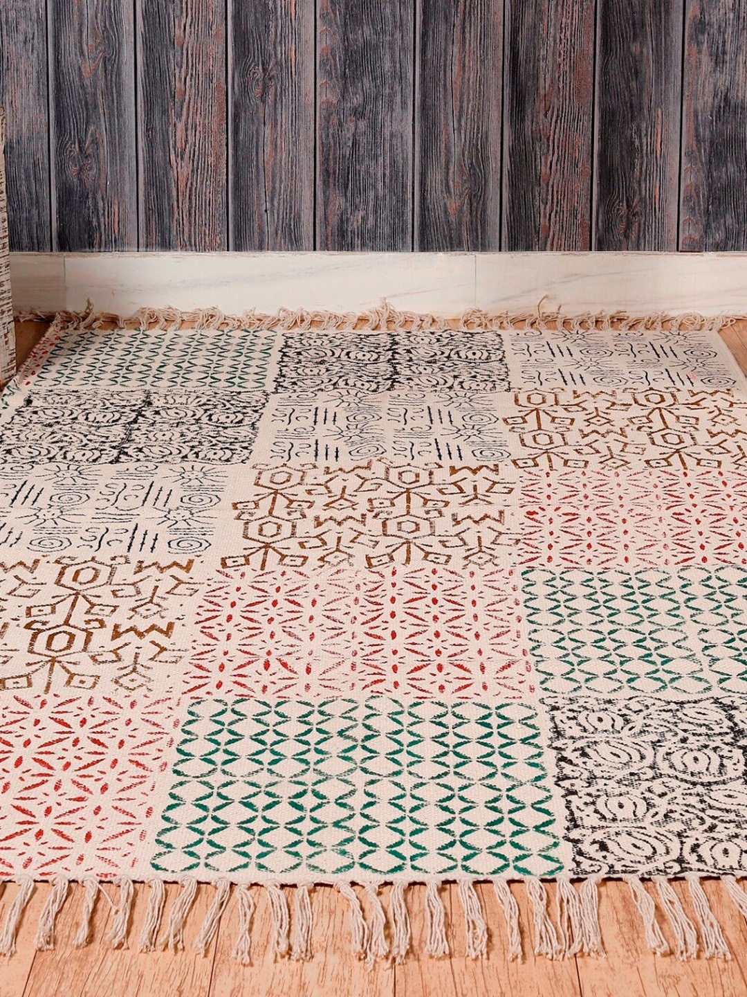 

HANDICRAFT PALACE Beige & Green Geometric Hand Block Printed Cotton Carpet