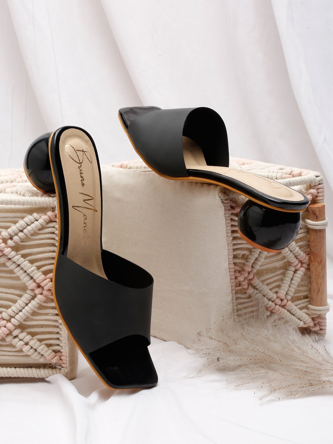 

Bruno Manetti Peep Toes Block Heels, Black
