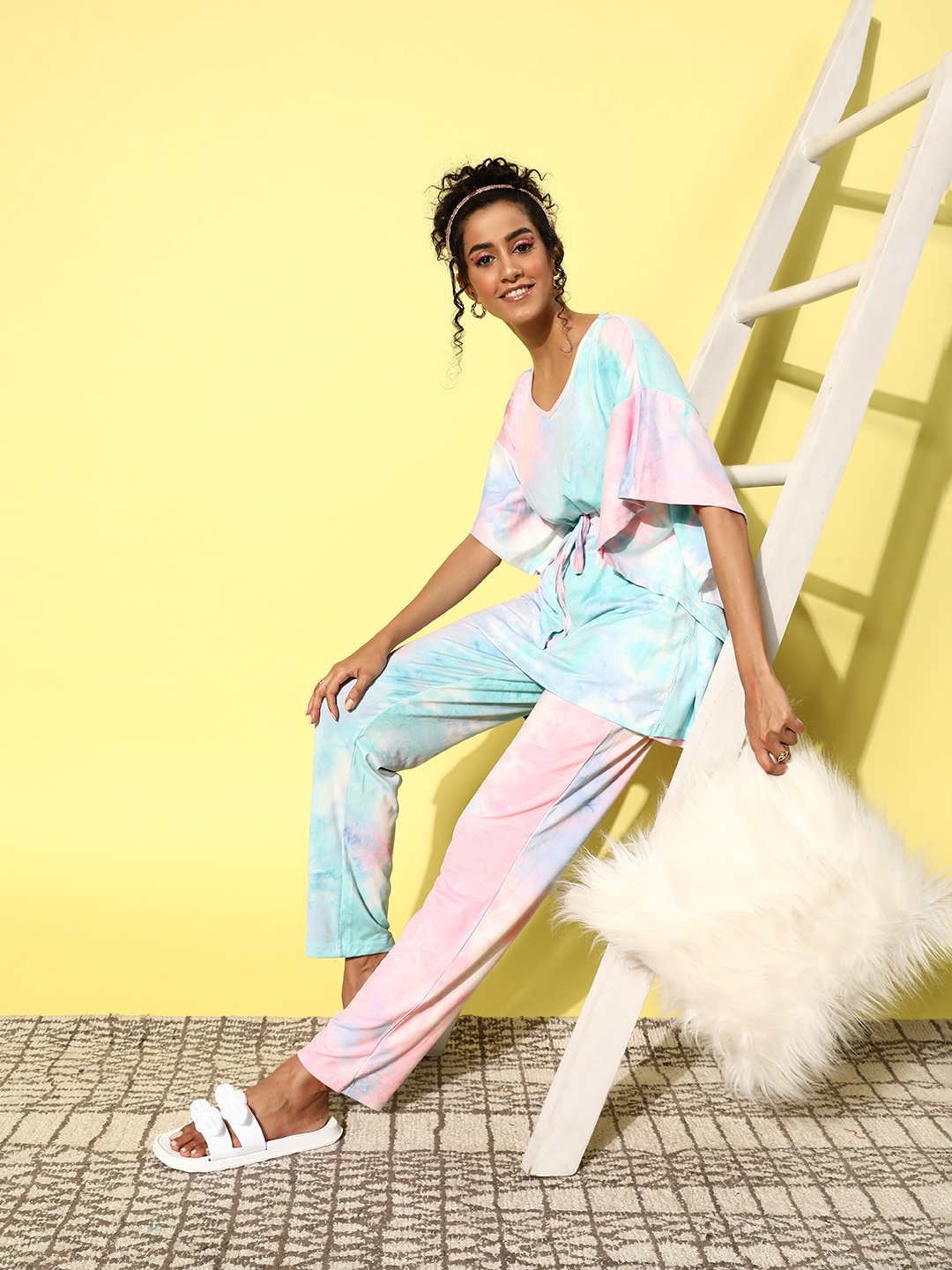 

Sweet Dreams Printed Night suit, Multi