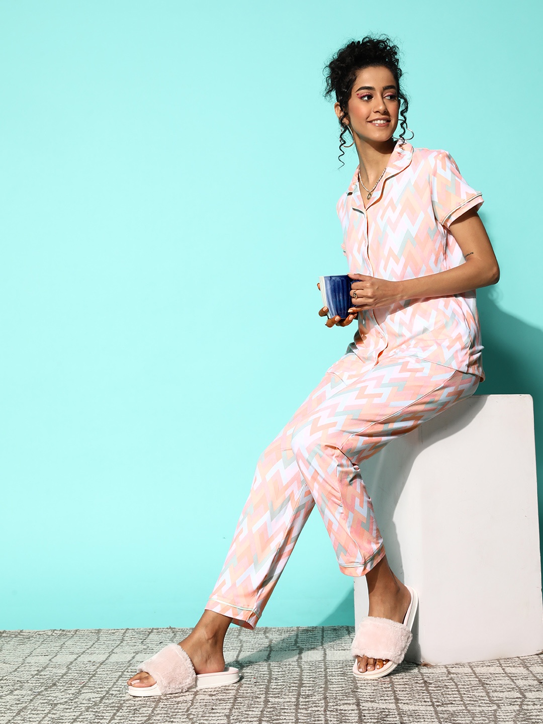 

Sweet Dreams Printed Night suit, Peach