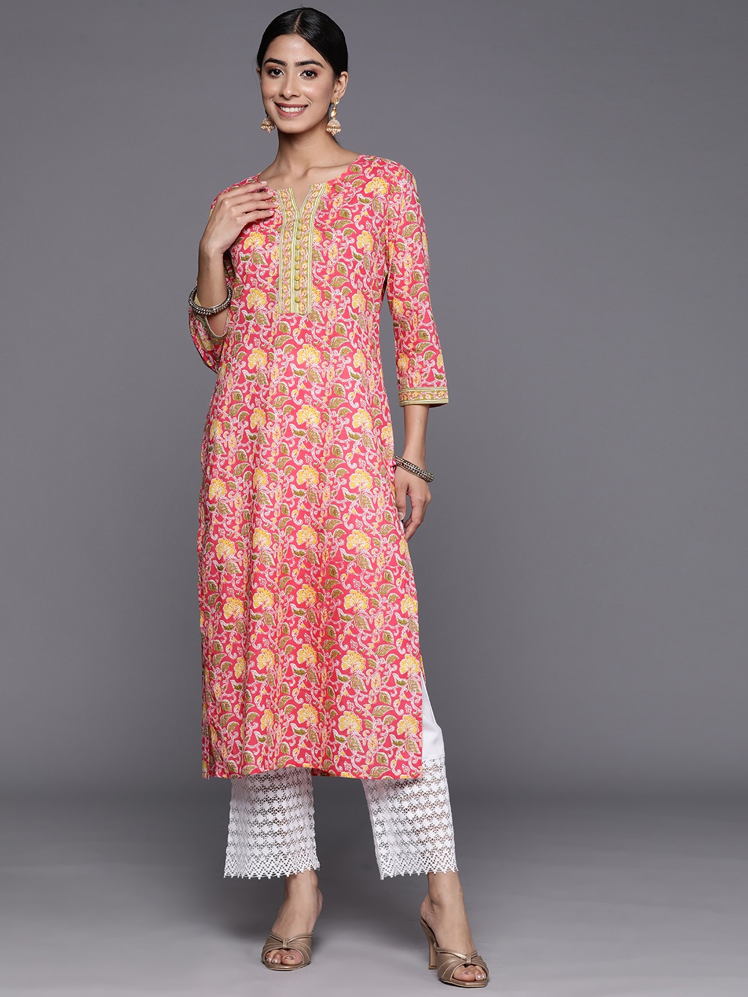 

Varanga Floral Printed Floral Kurta, Pink
