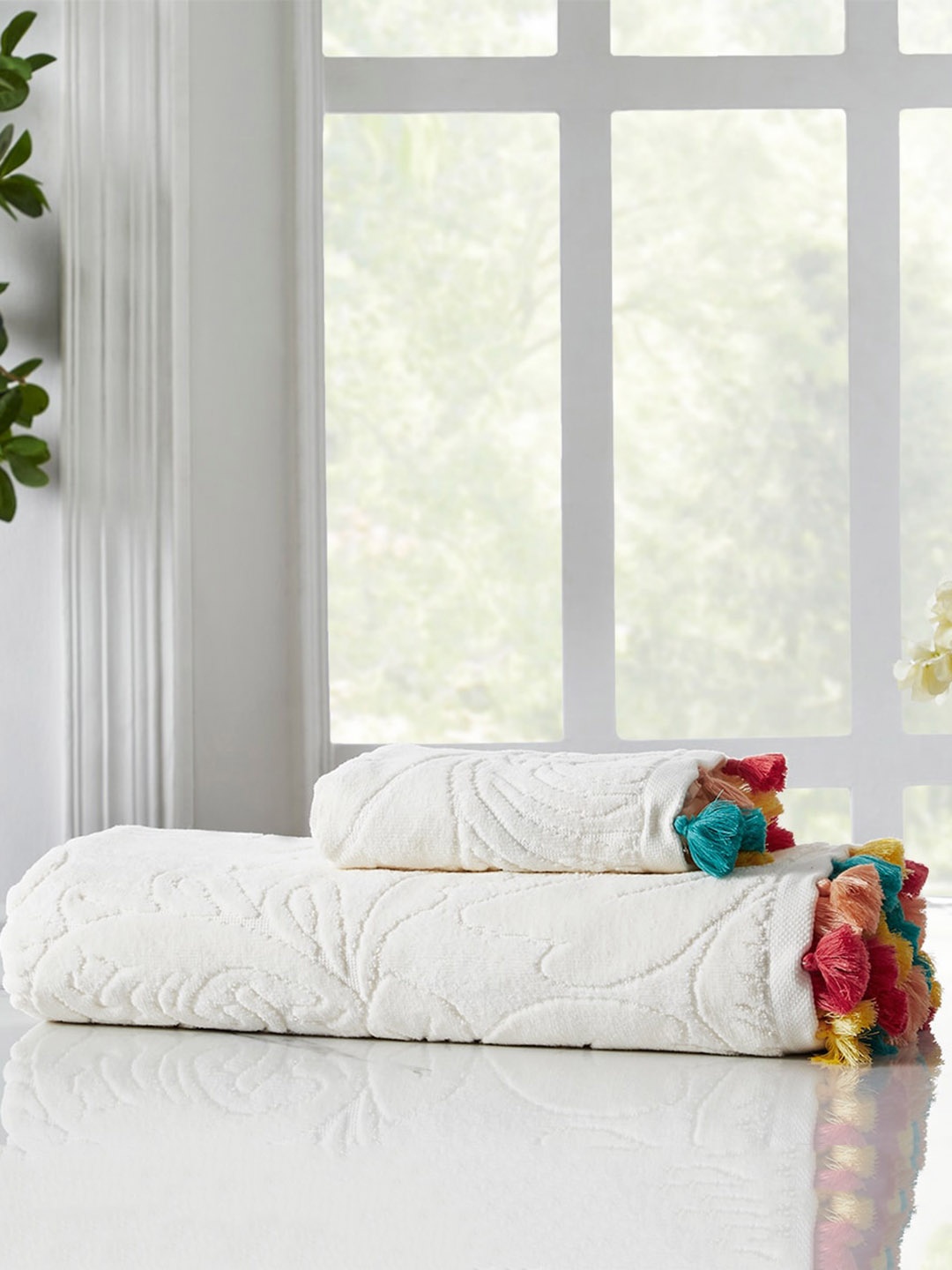 

HOUMN Andrea Egret Cream-Colored & Yellow 550 GSM Terry Cotton Bath Towel
