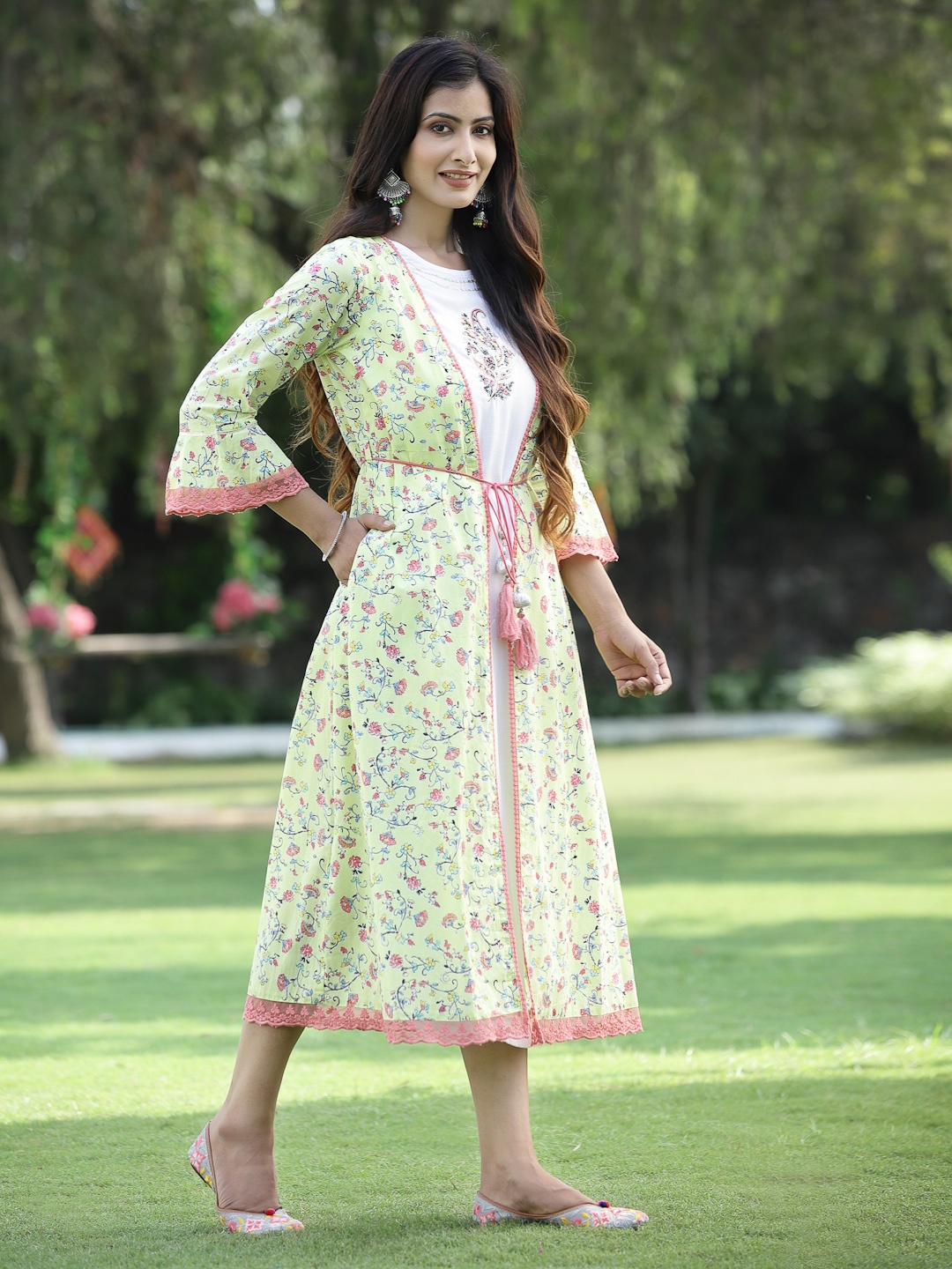 

Juniper Ethnic Motifs Embroidered A-Line Midi Ethnic Dress with Jacket, White