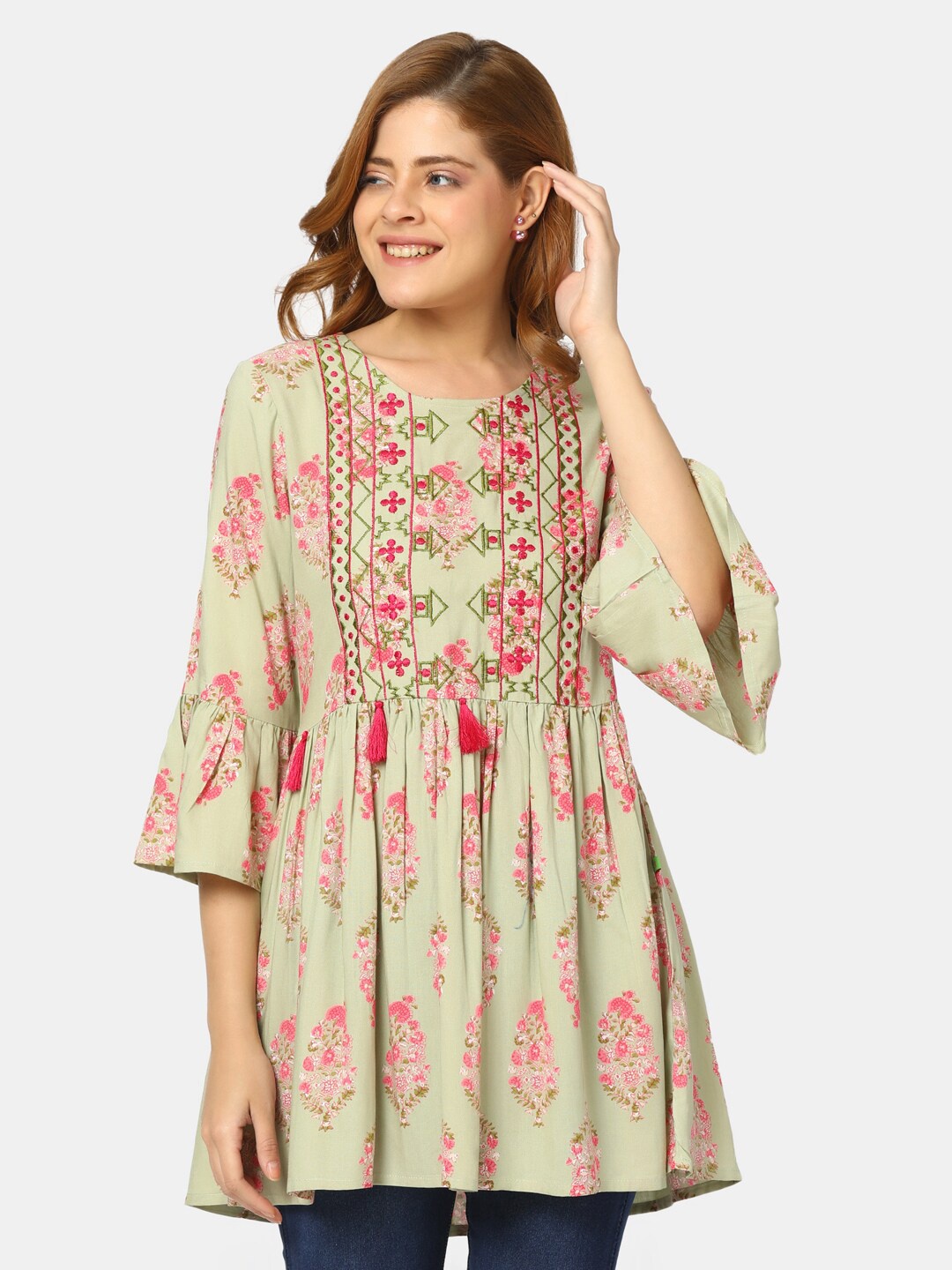

V-Mart Floral Printed Bell Sleeves Thread Work Kurti, Green