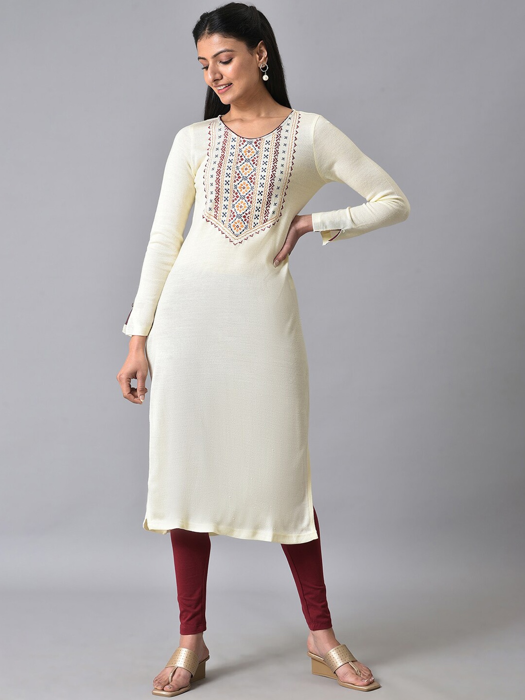 

AURELIA Ethnic Motifs Yoke Design Acrylic Kurta, Cream