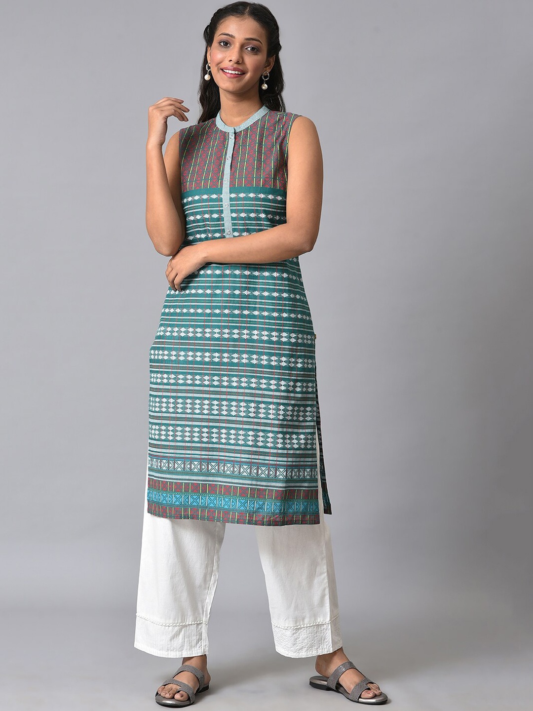 

AURELIA Geometric Printed Band Collar Sleeveless Straight Kurta, Green
