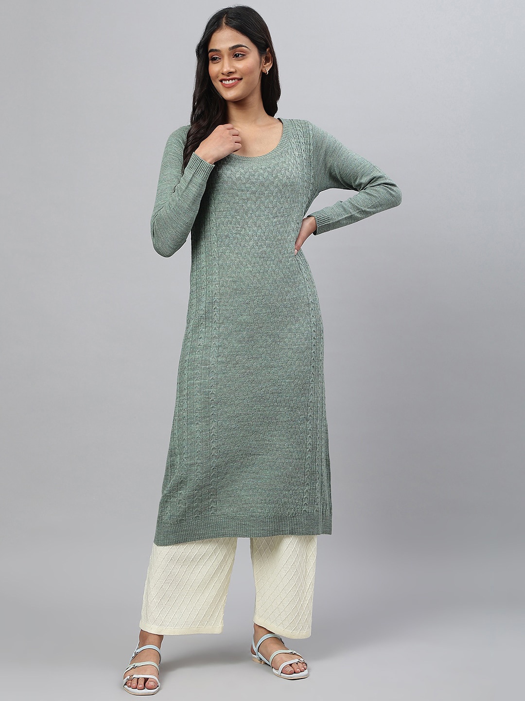 

AURELIA Plus Size Ethnic Motifs Self Design Panelled Acrylic Kurta, Olive