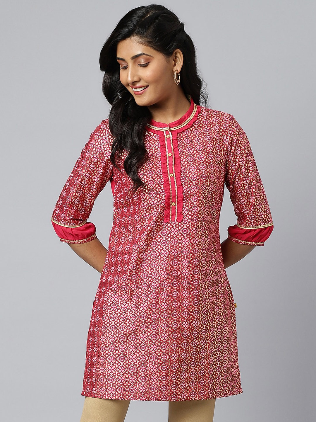 

AURELIA Ethnic Motifs Printed Sequinned Mandarin Collar Kurtis, Pink