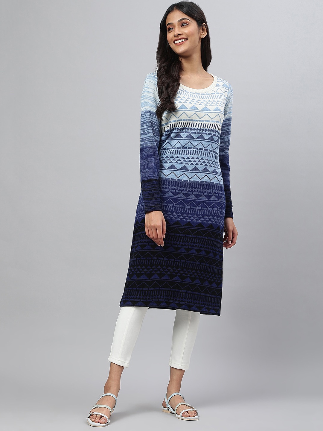 

AURELIA Plus Size Geometric Woven Design Acrylic Kurta, Navy blue