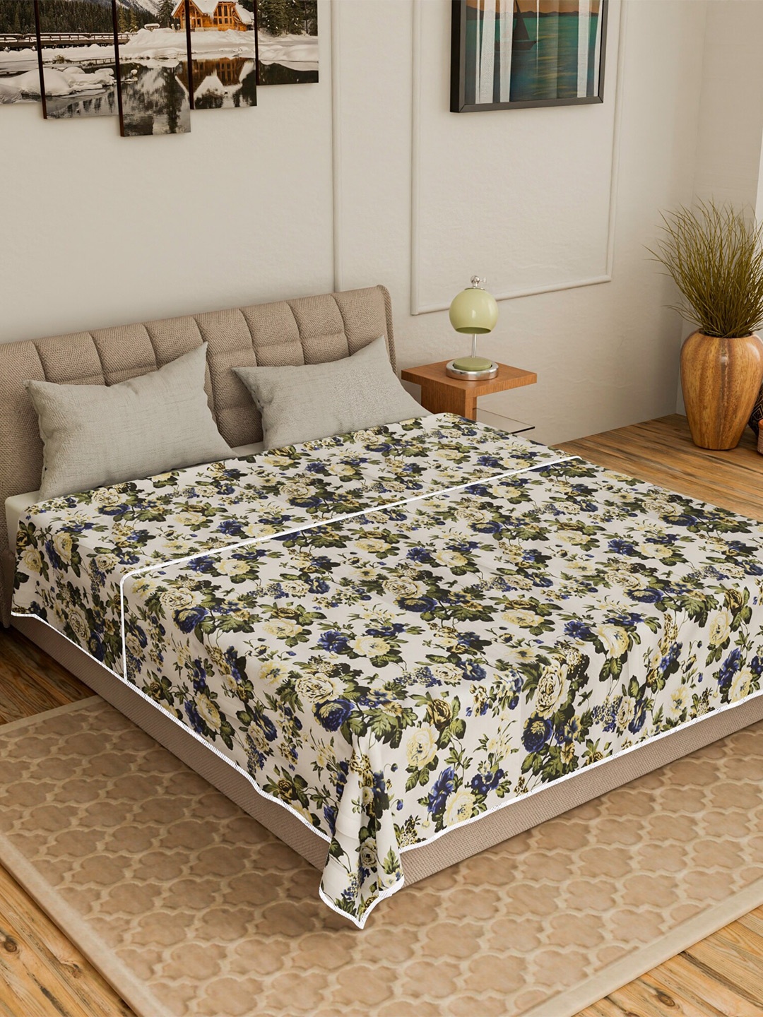 

CURIOUS LIFESTYLE White & Green Floral Microfiber Summer 150 GSM Double Bed Dohar