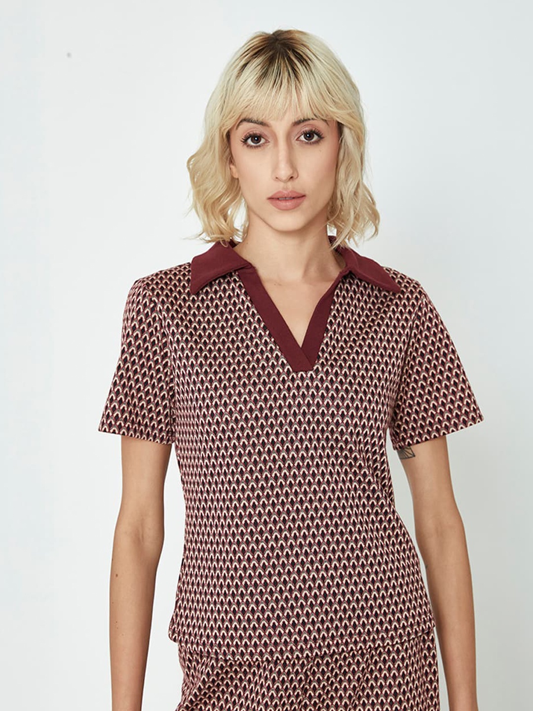 

COVER STORY Print Shirt Collar Jacquard Top, Maroon