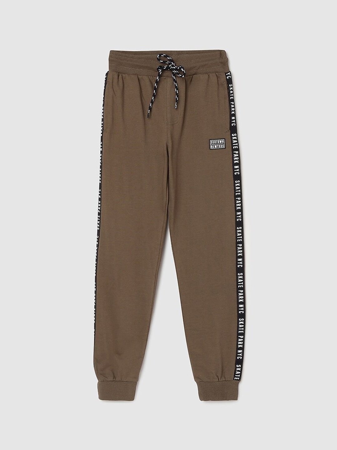 

max Boys Printed Detail Cotton Track Pants, Green