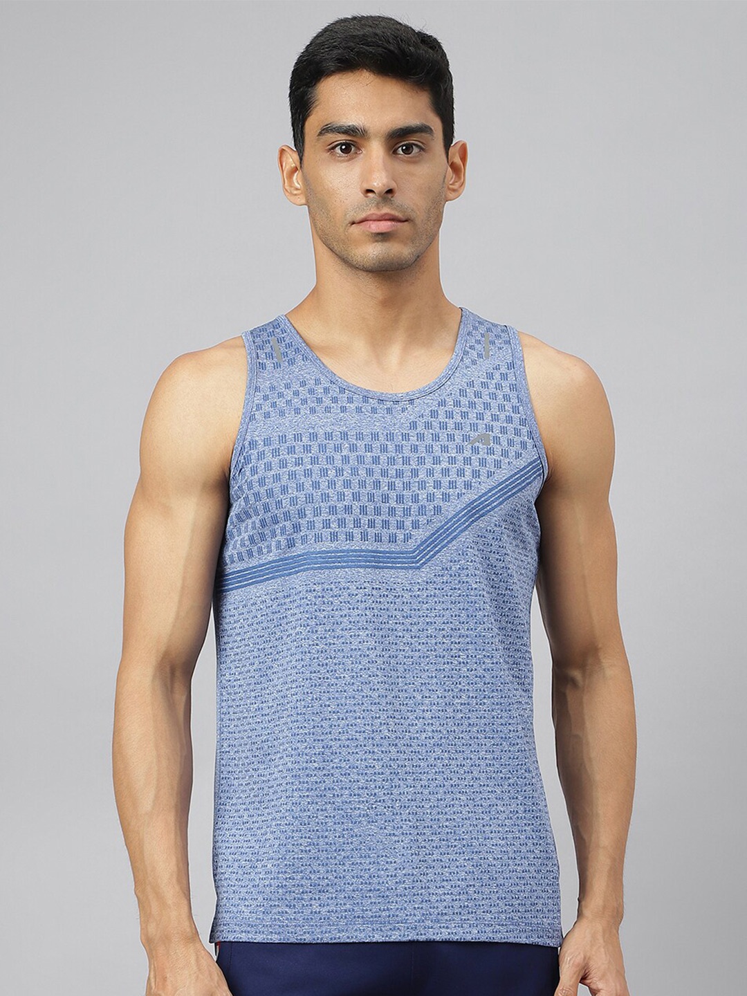 

Alcis Men Heather Anti-Static Slim-Fit Distance Running Singlet, Blue
