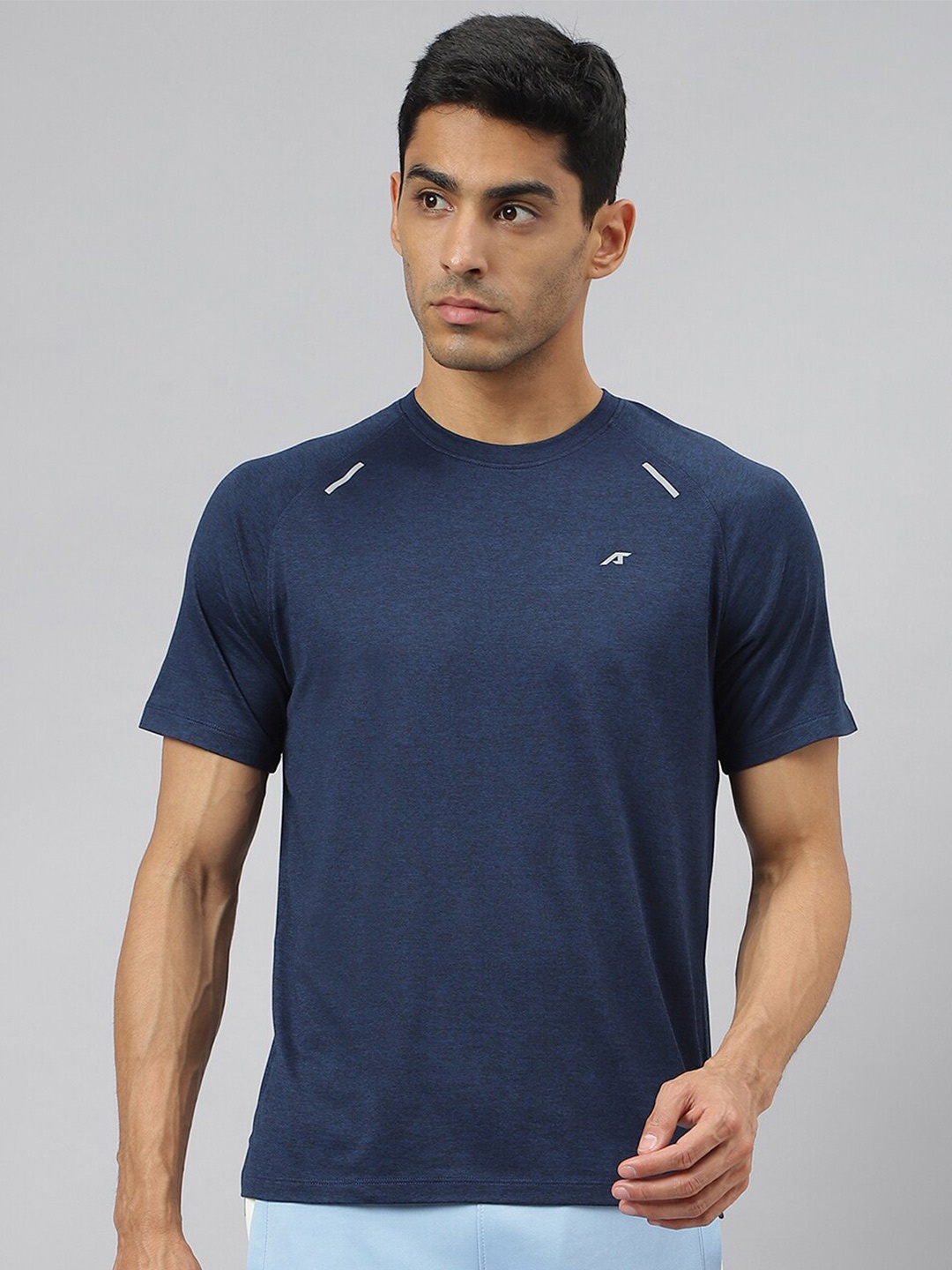 

Alcis MenSoft-Tech Anti-Static Slim-Fit Athleisure T-Shirt, Navy blue