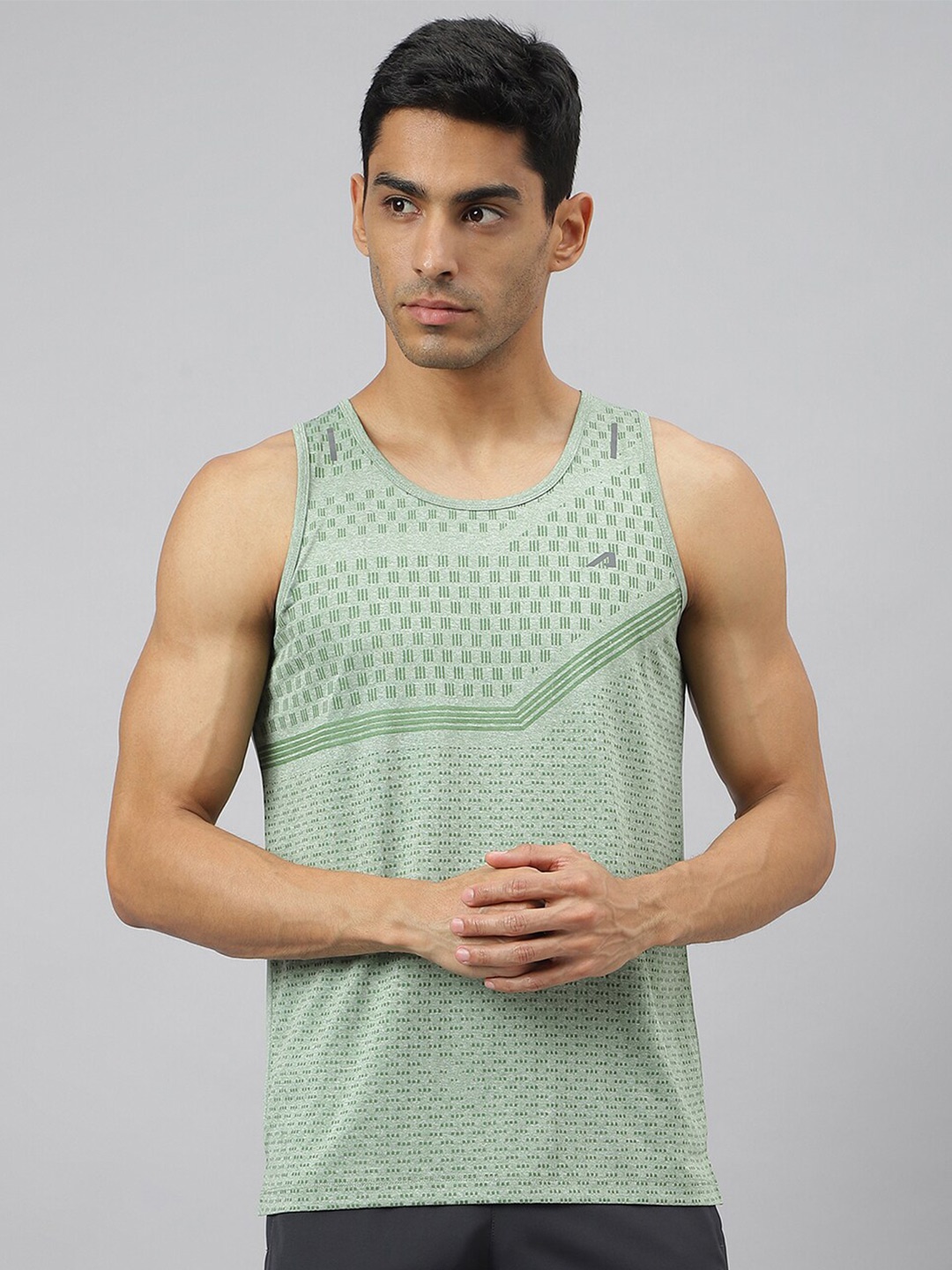 

Alcis Men Anti-Static Slim-Fit Distance Running Singlet, Green