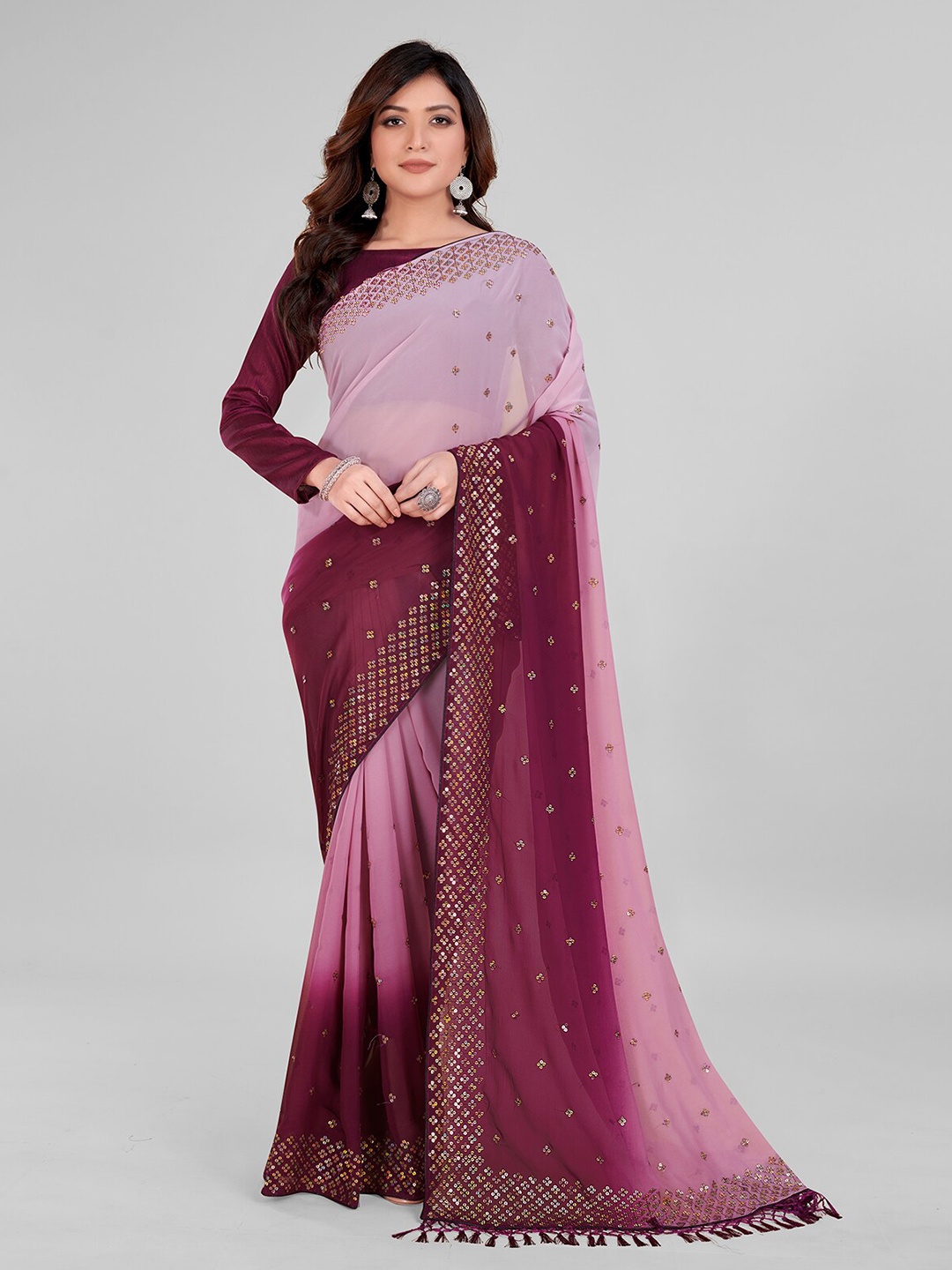 

Granthva Fab Embellished Pure Georgette Saree, Pink