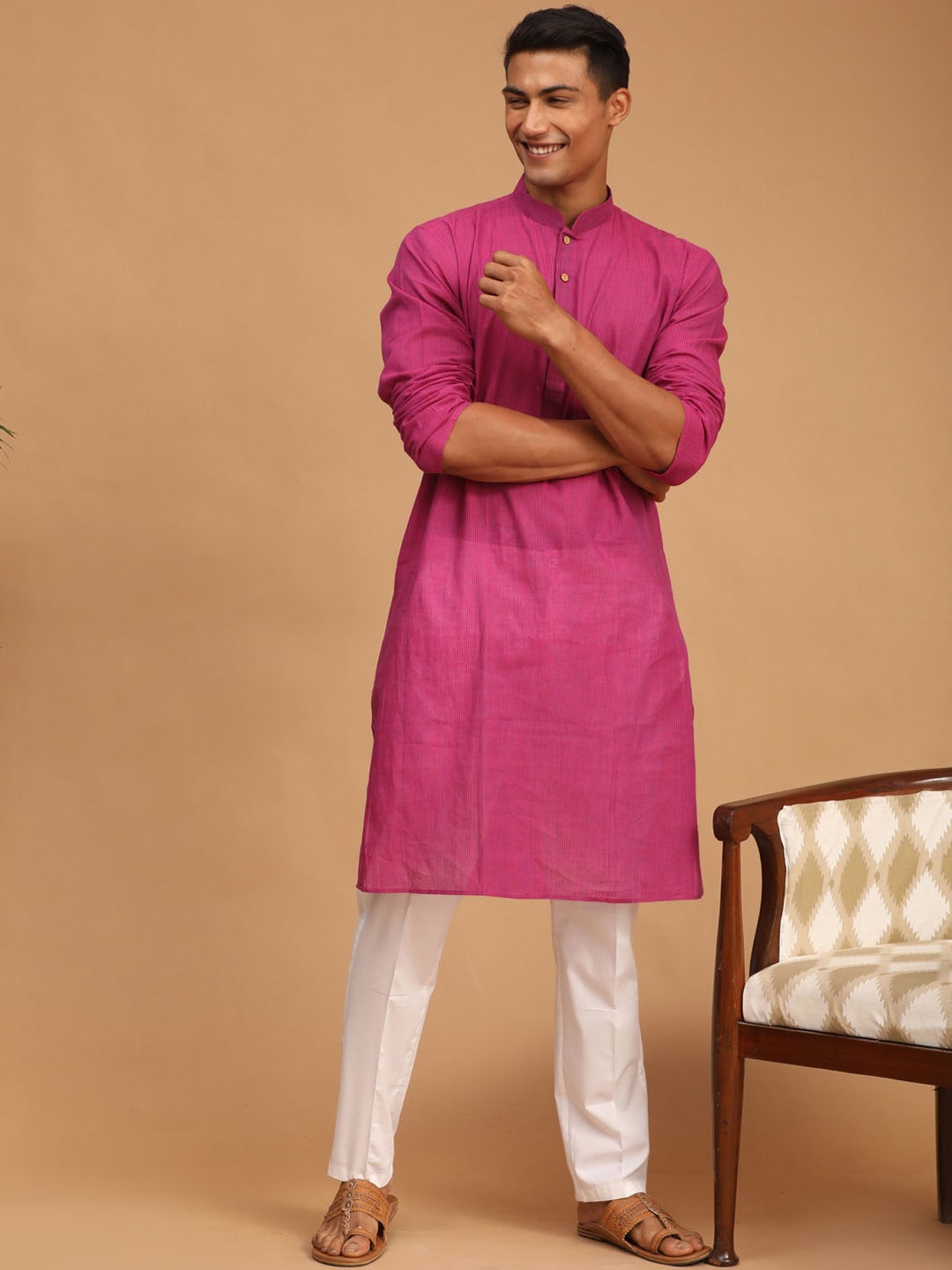 

SHVAAS by VASTRAMAY Striped Pure Cotton Kurta with Pyjamas, Pink