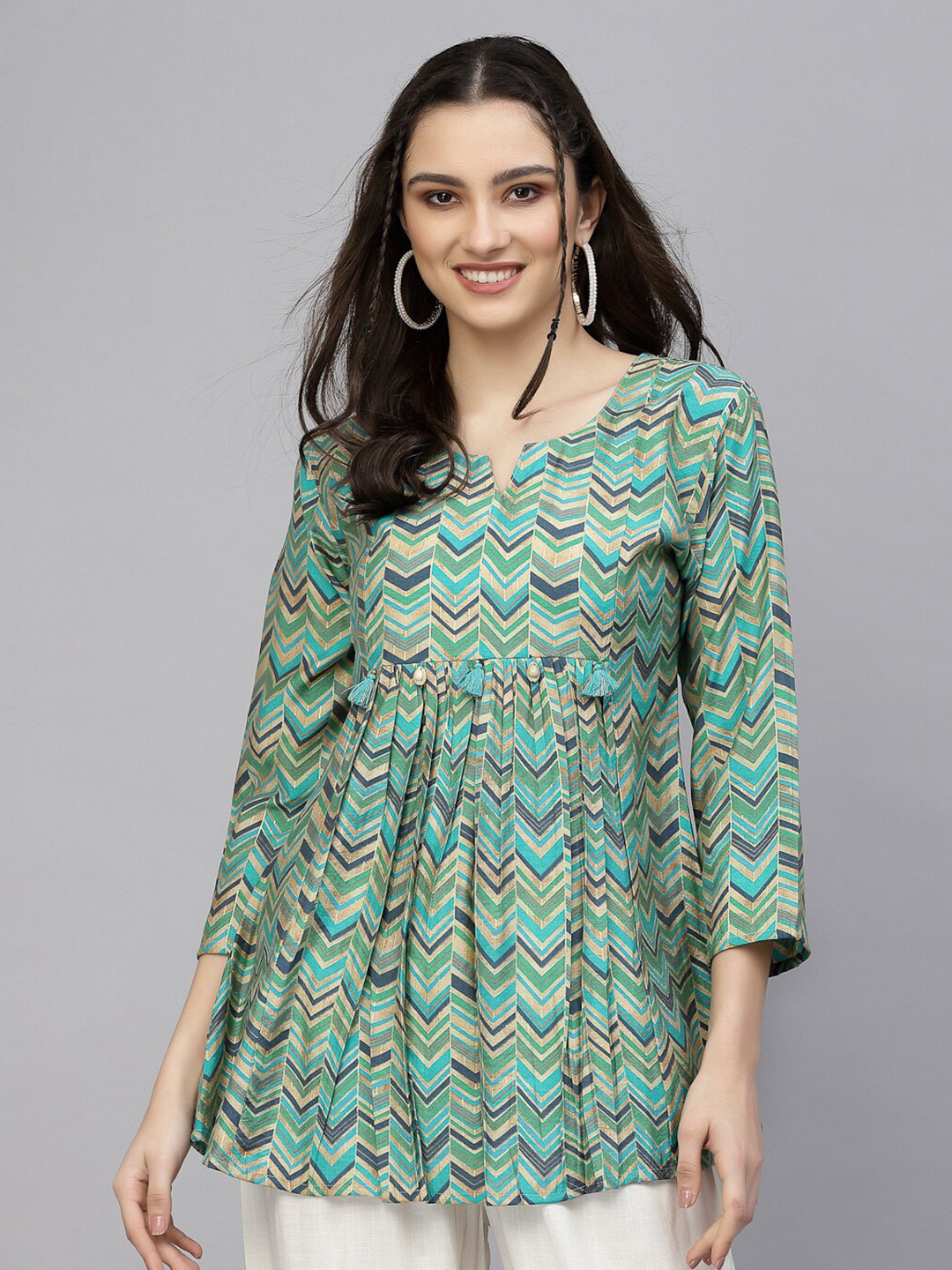 

Sangria Geometric-Printed Notched Neck Three-Quarter Sleeves Tunic, Green