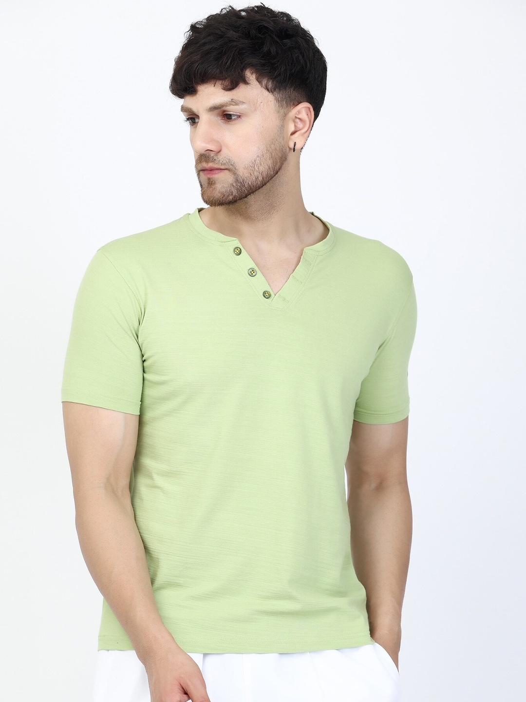 

Shiv Naresh Henley Neck T-shirt, Green