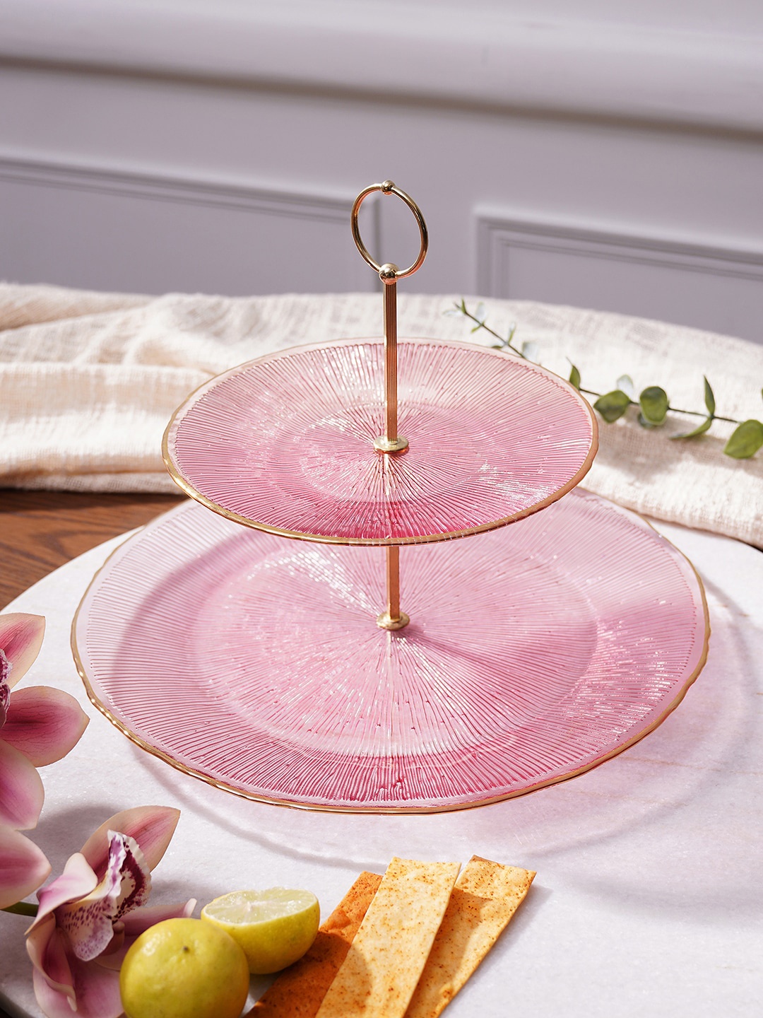 

Pure Home and Living Pink & Gold-Toned Textured Radial Cookie Stand