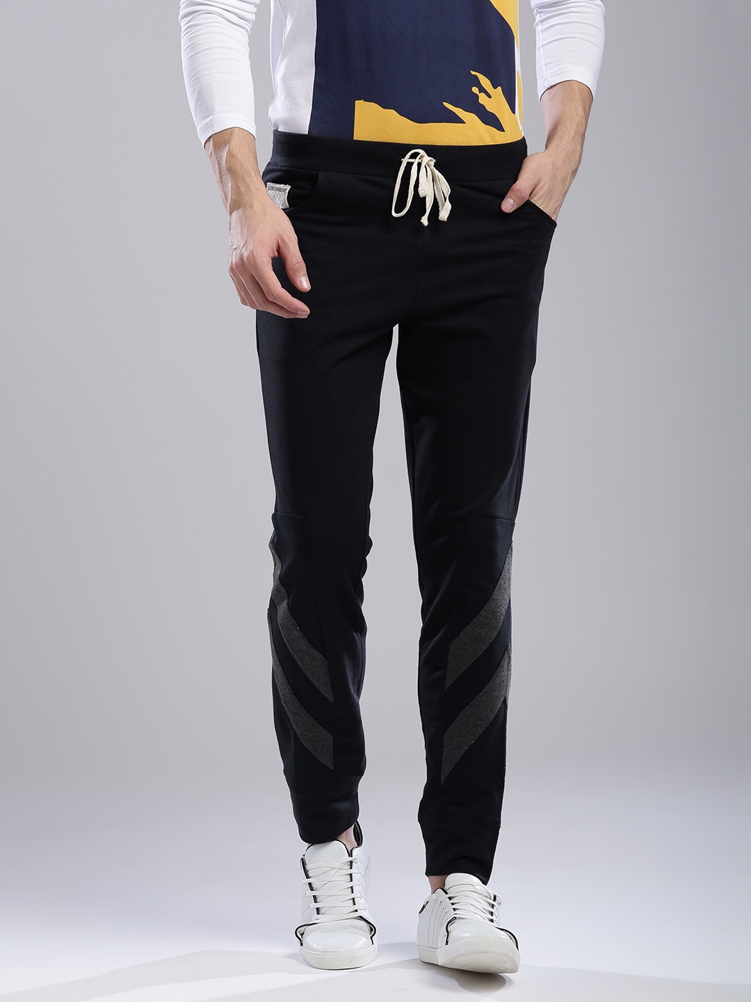 

Hubberholme Navy Striped Detail Slim Fit Joggers, Navy blue