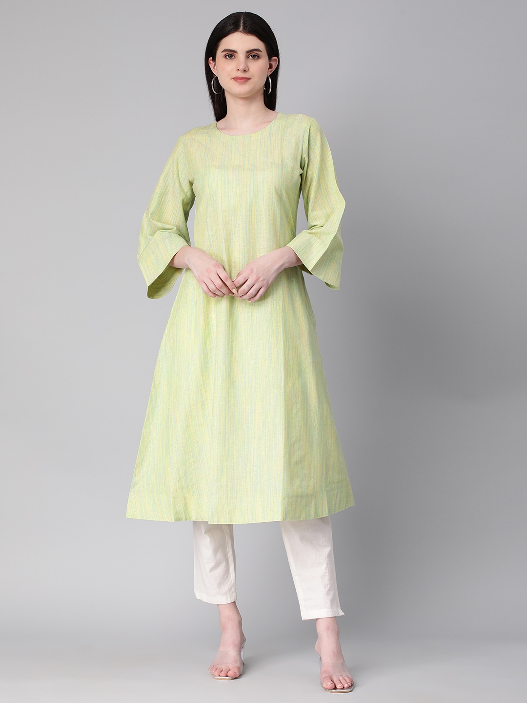 

HRITIKA Flared Sleeves Kurta, Green