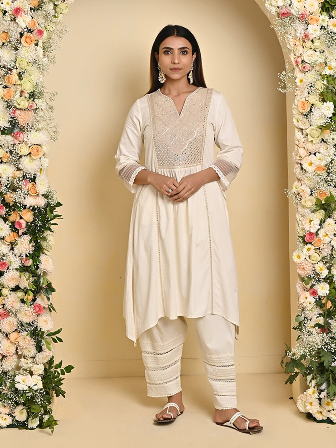 

Lakshita Floral Yoke Design Notched Neck Mirror Work Kurta, Off white