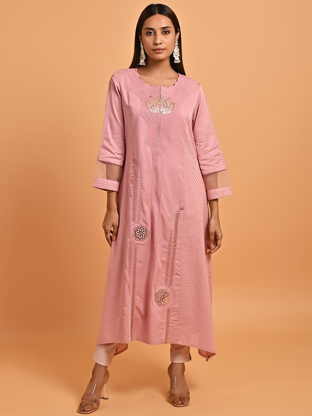

Lakshita Ethnic Motifs Embroidered Stylised Neck Pure Cotton Kurta, Pink