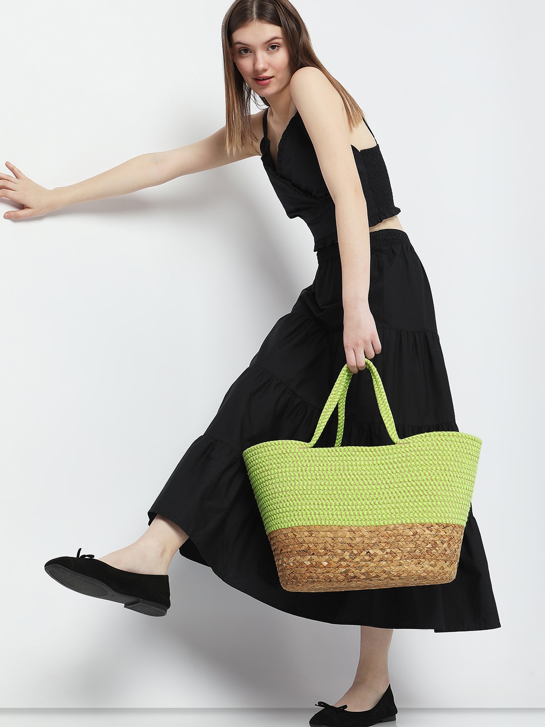 

Vero Moda Women Textured Oversized Tote Bag, Green