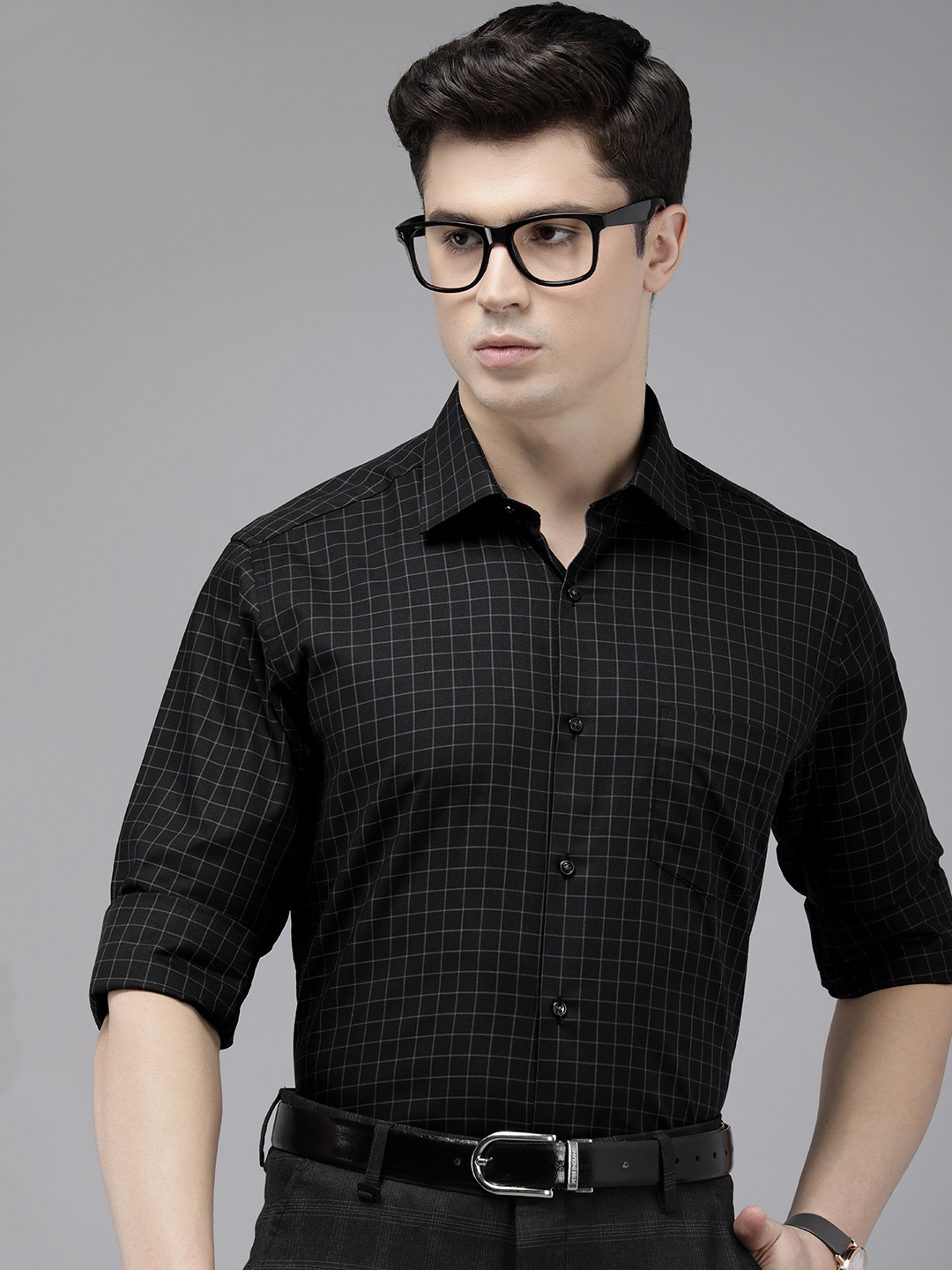 

Van Heusen Custom Checked Pure Cotton Formal Shirt, Black